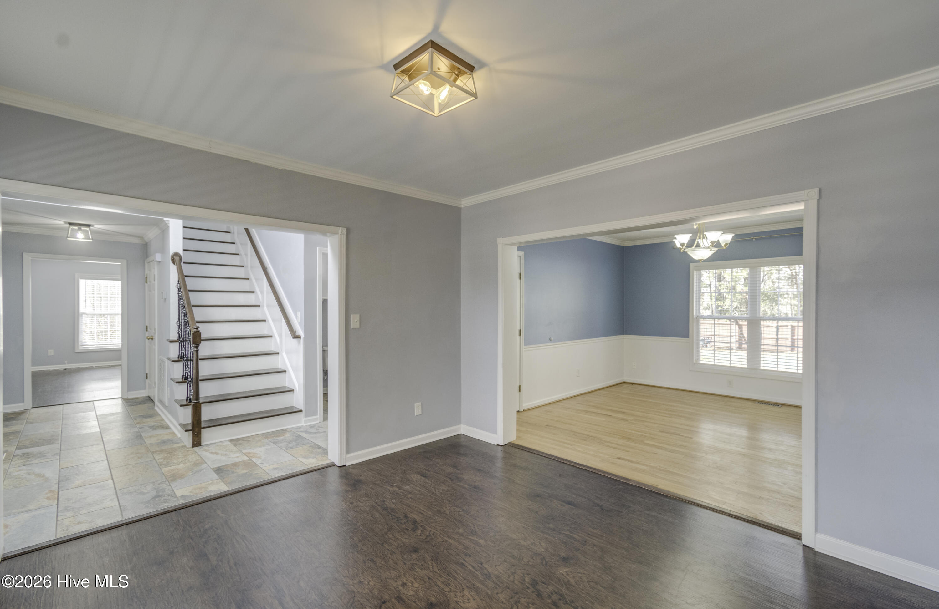 100549263 | Photo 11