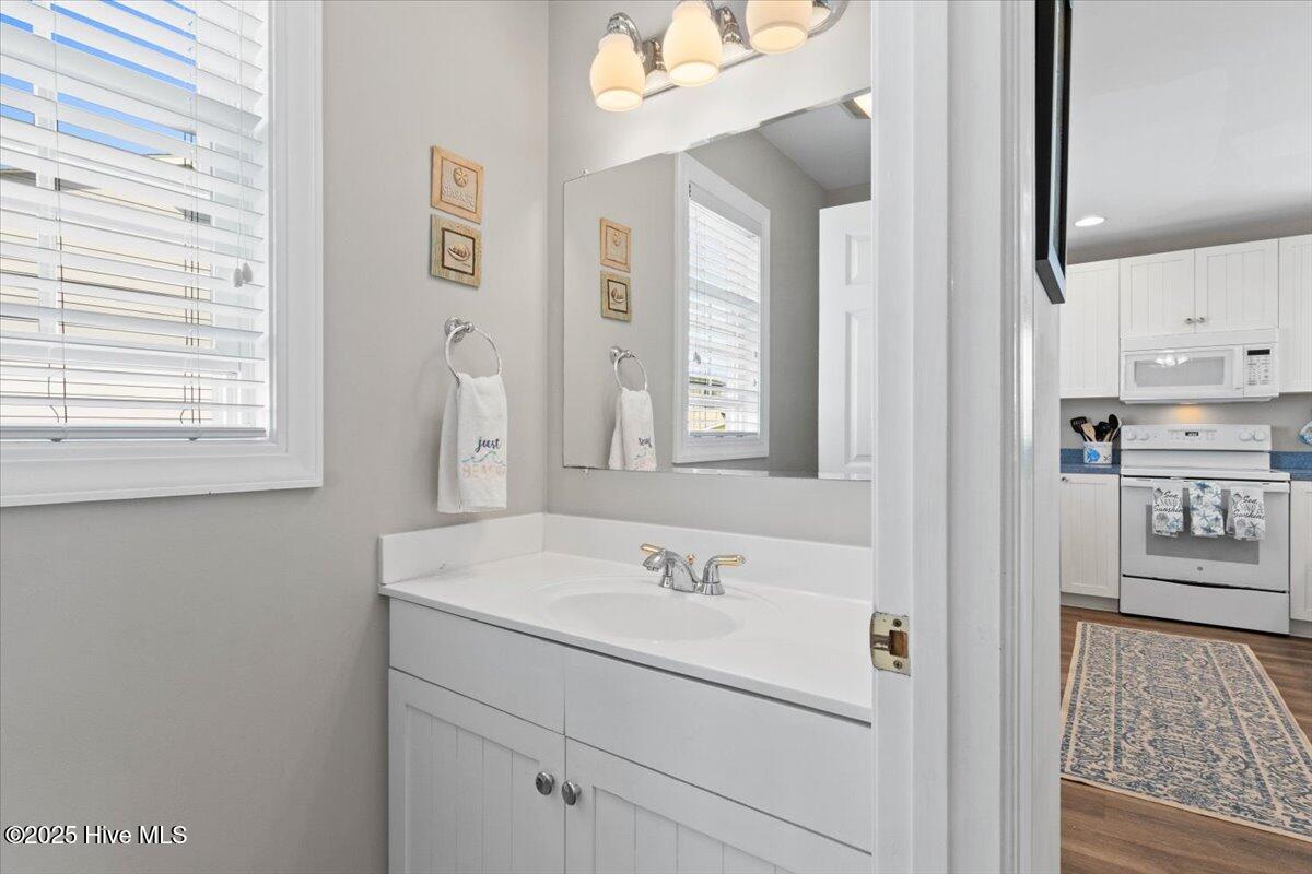 100556951 | Photo 27