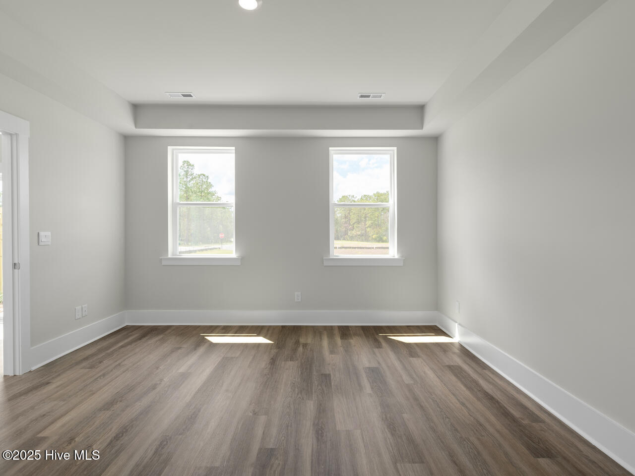 100548496 | Photo 17