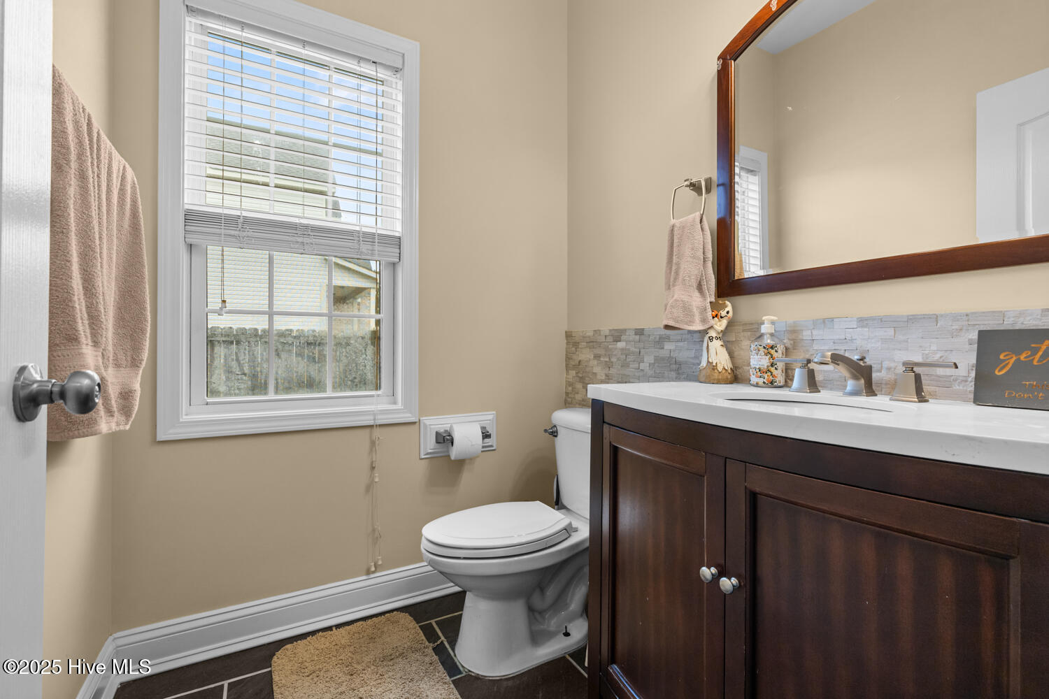 100535732 | Photo 13