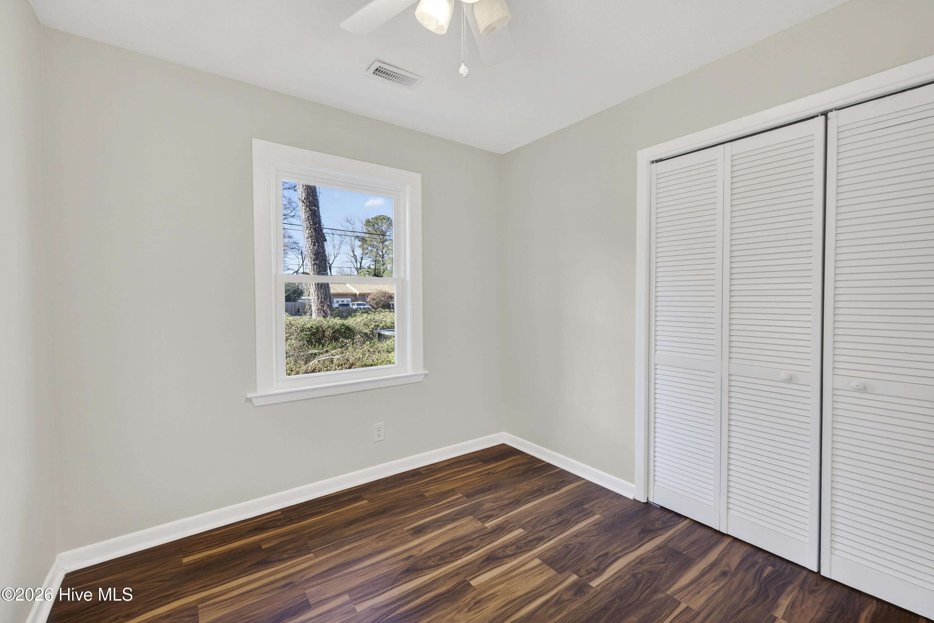 100560540 | Photo 30