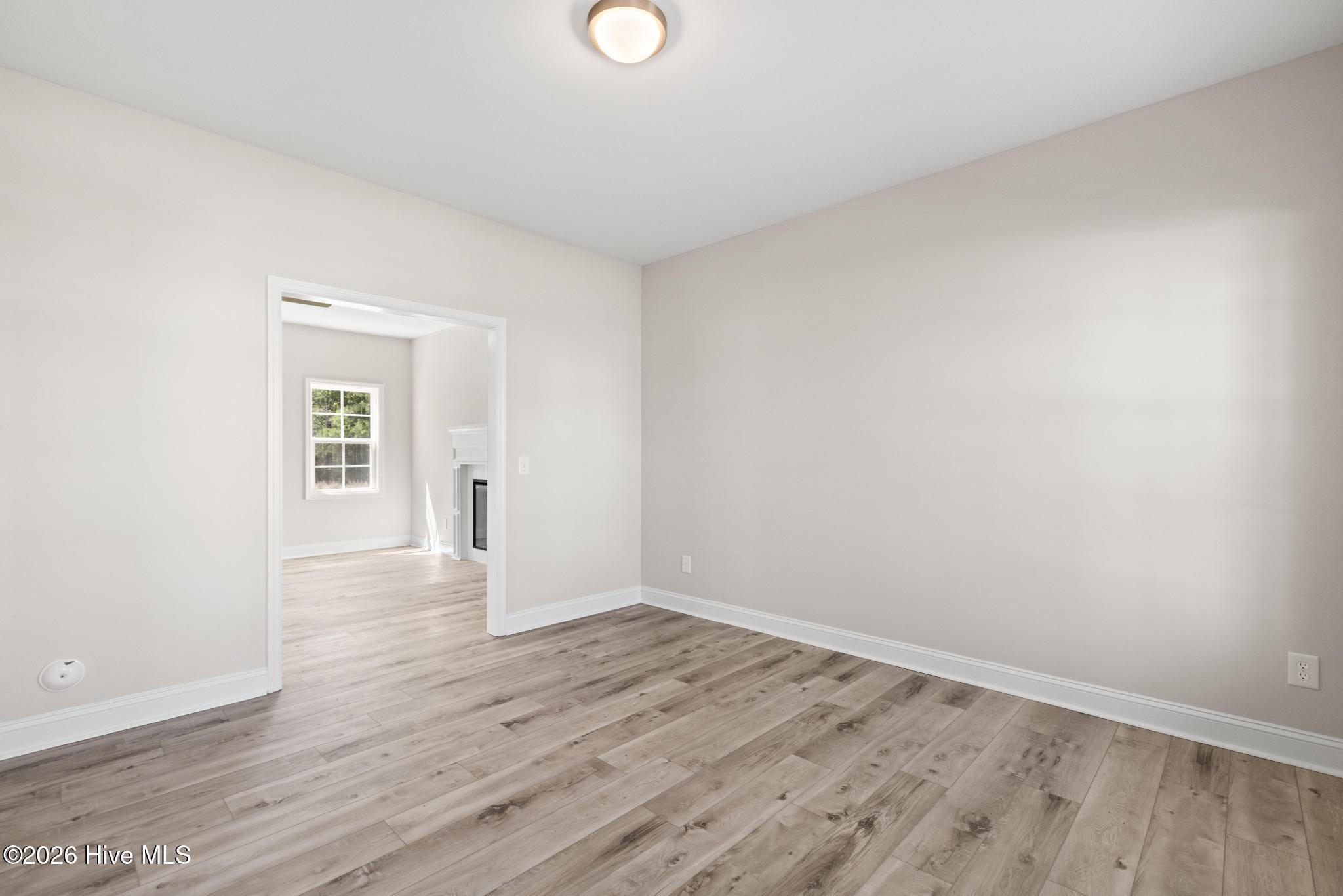 100544649 | Photo 17