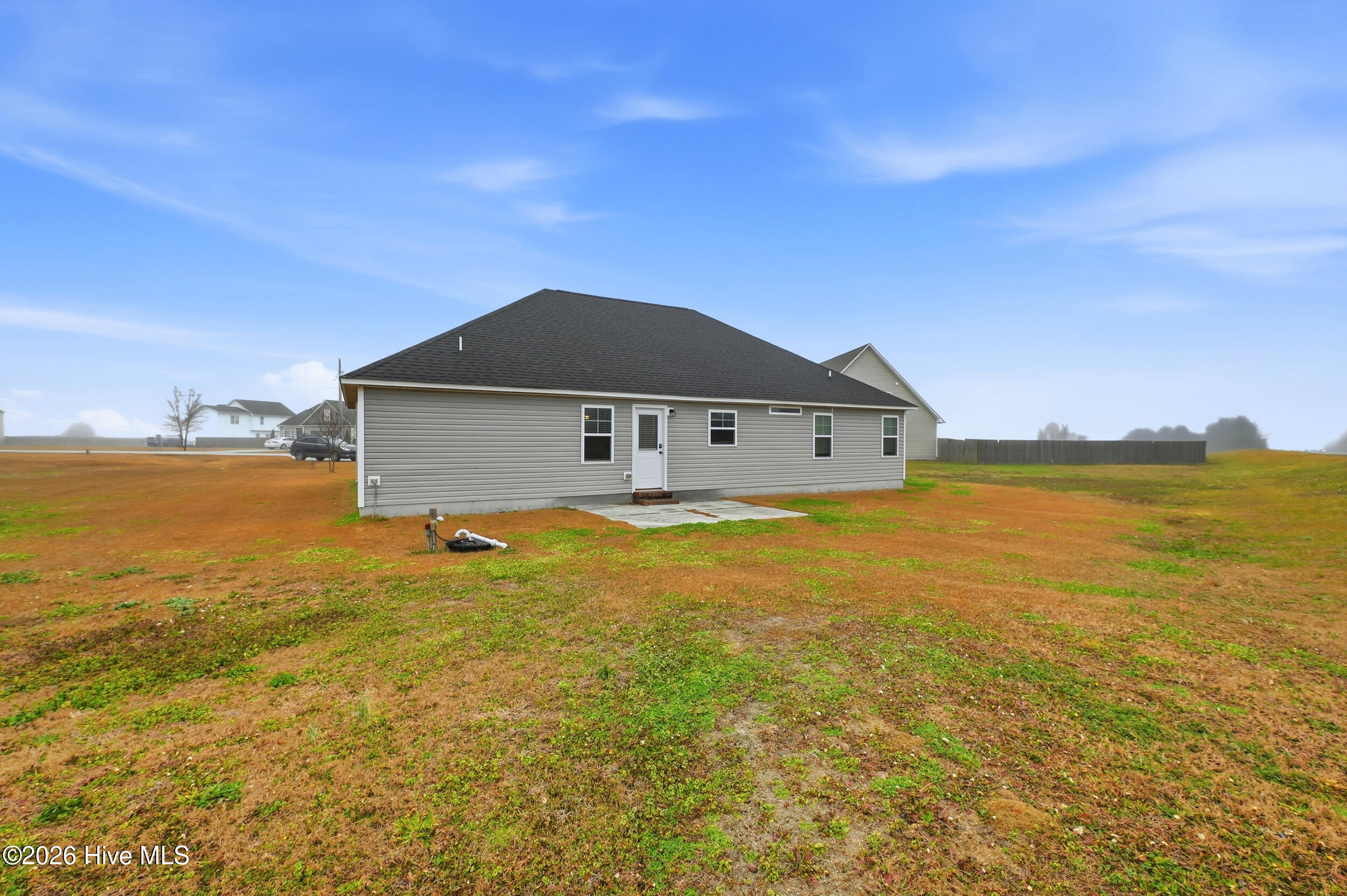 100553375 | Photo 41