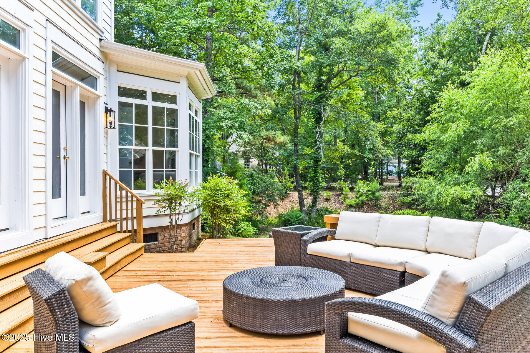 100495433 | Photo 26