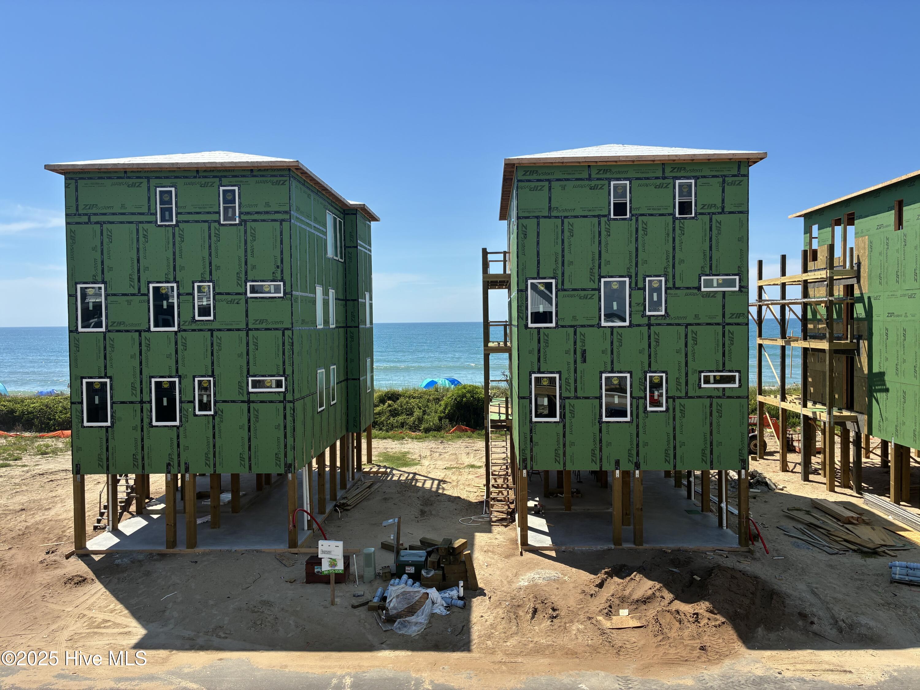 Homes for sale in Surf City, NC | 739 Duneridge Court, Surf City, NC 28445 | MLS# 100517147