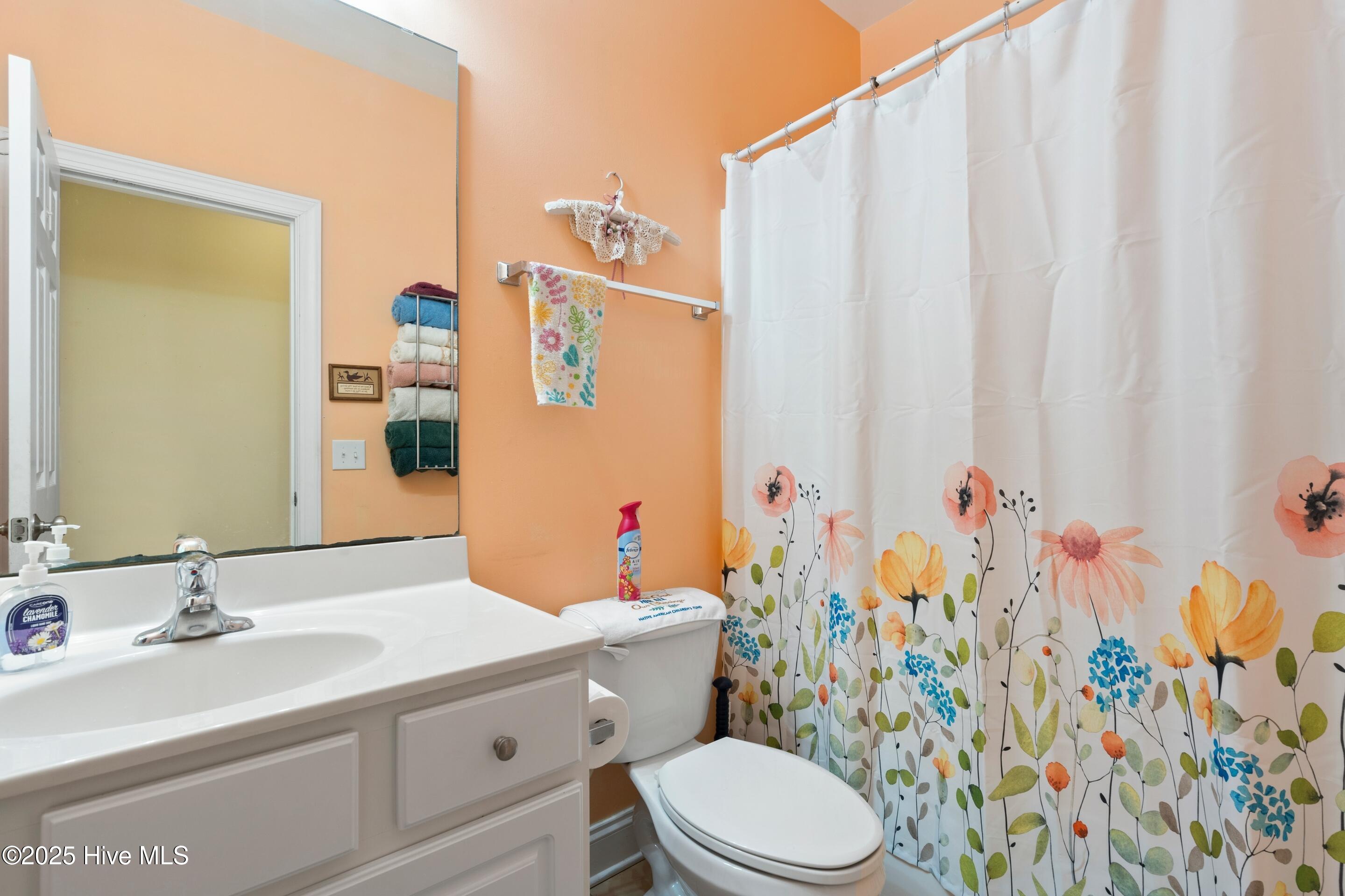 100522609 | Photo 36