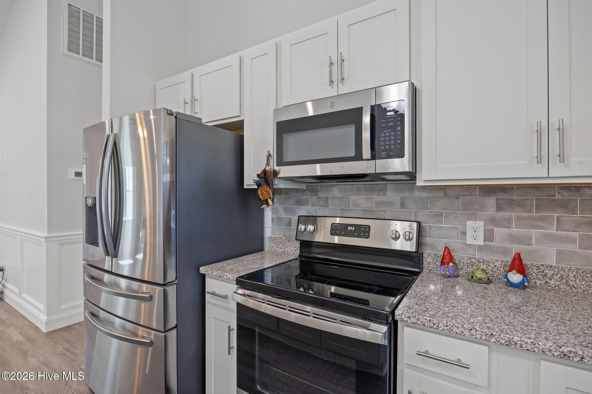 100568491 | Photo 15