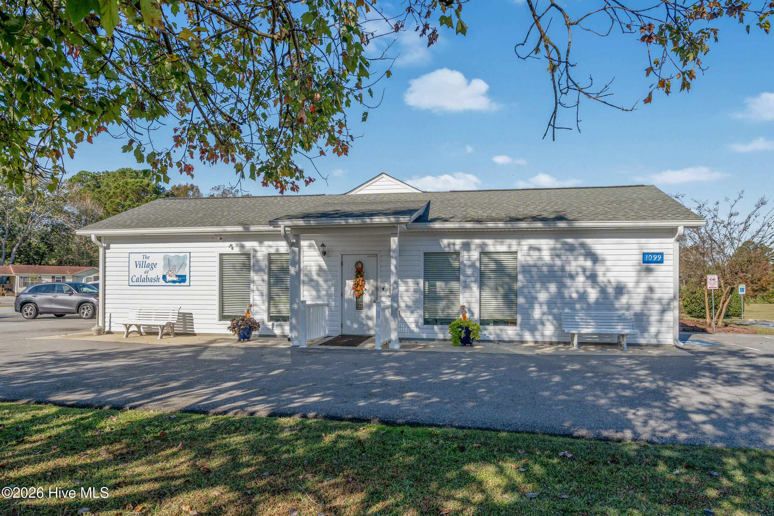 100562690 | Photo 49