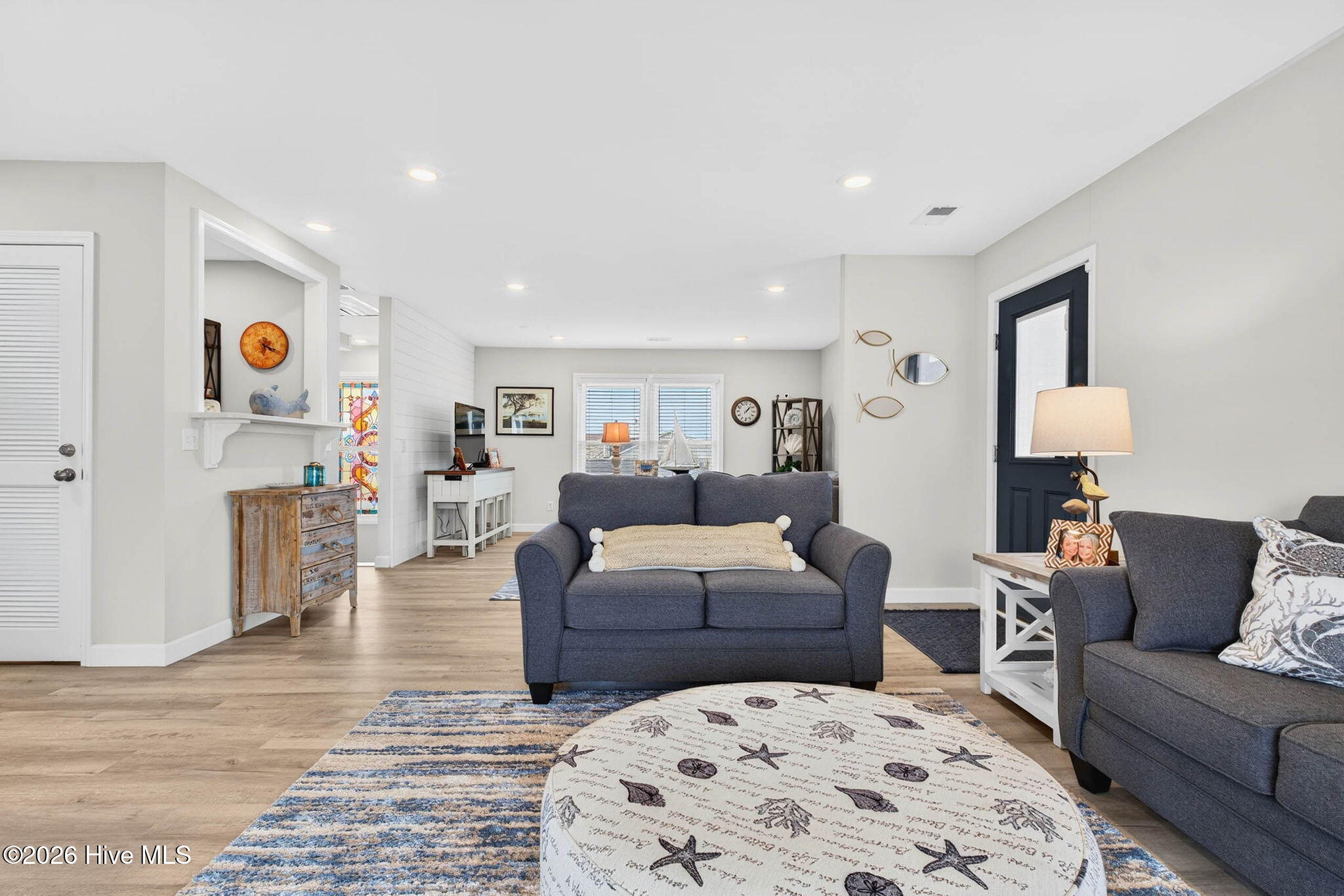 100565816 | Photo 37