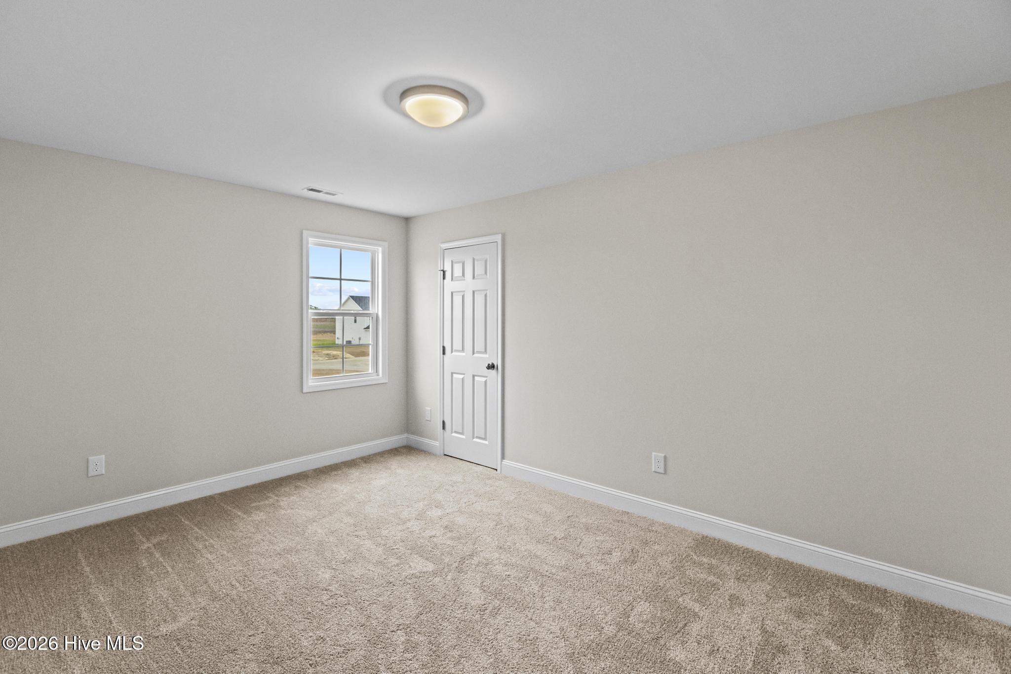 100544641 | Photo 22