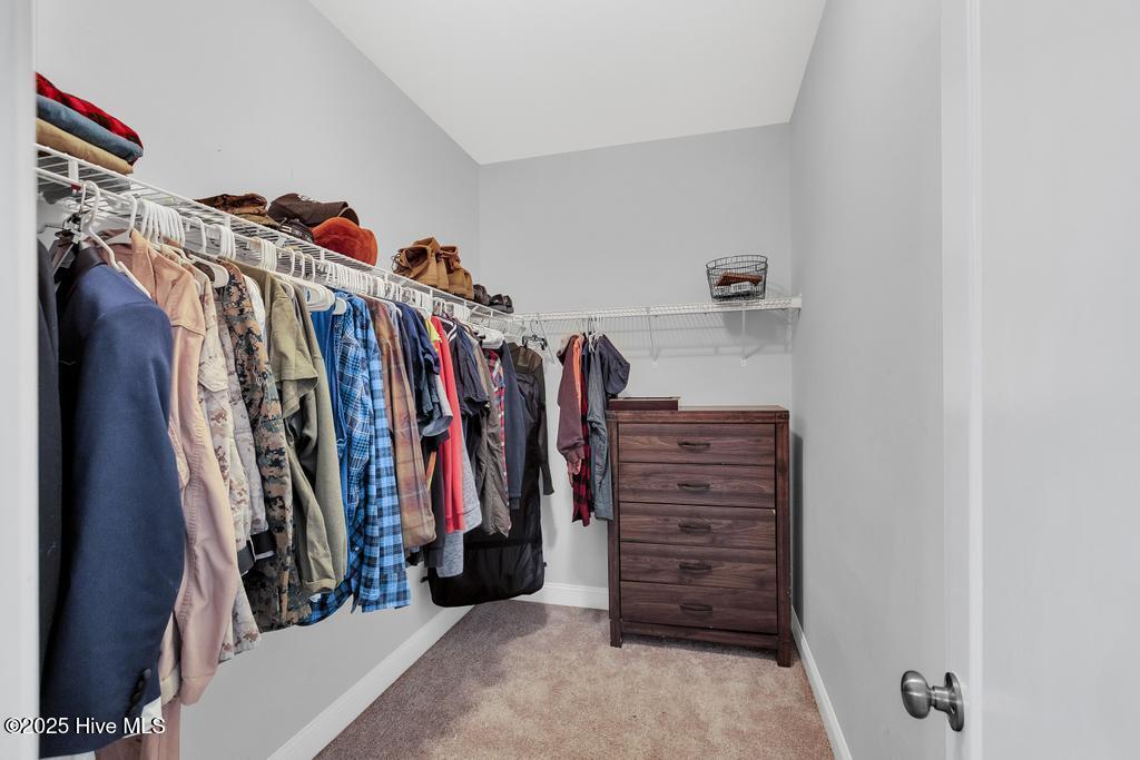 100532060 | Photo 23