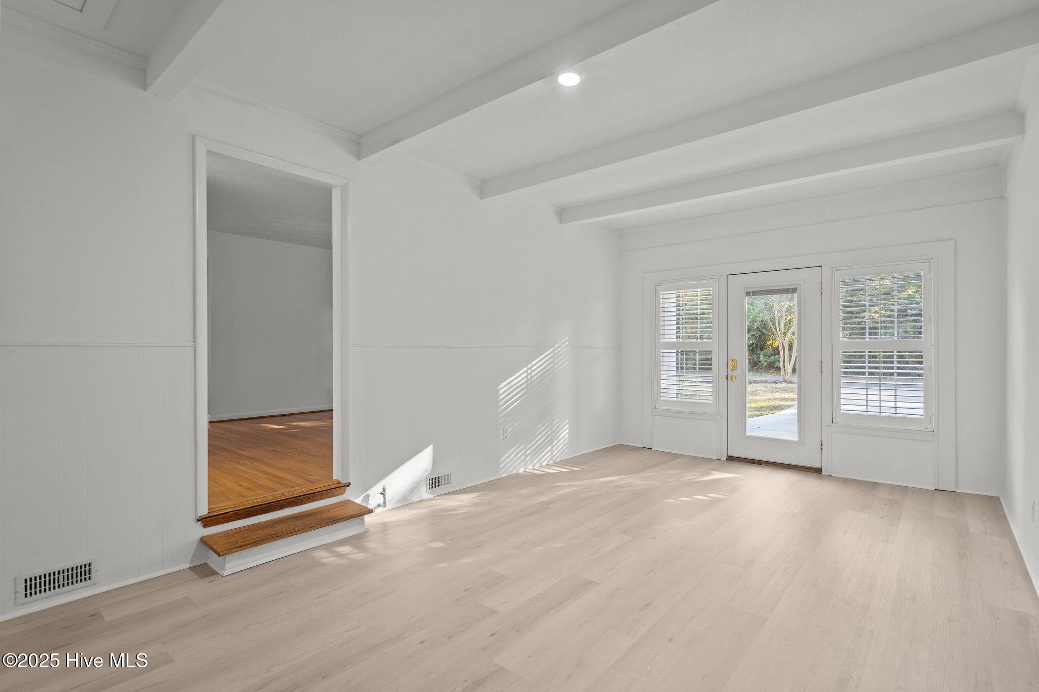 3309 Ashley Circle, Wilmington, NC 28403 – photo 3: 18-web-or-mls-DSC01551