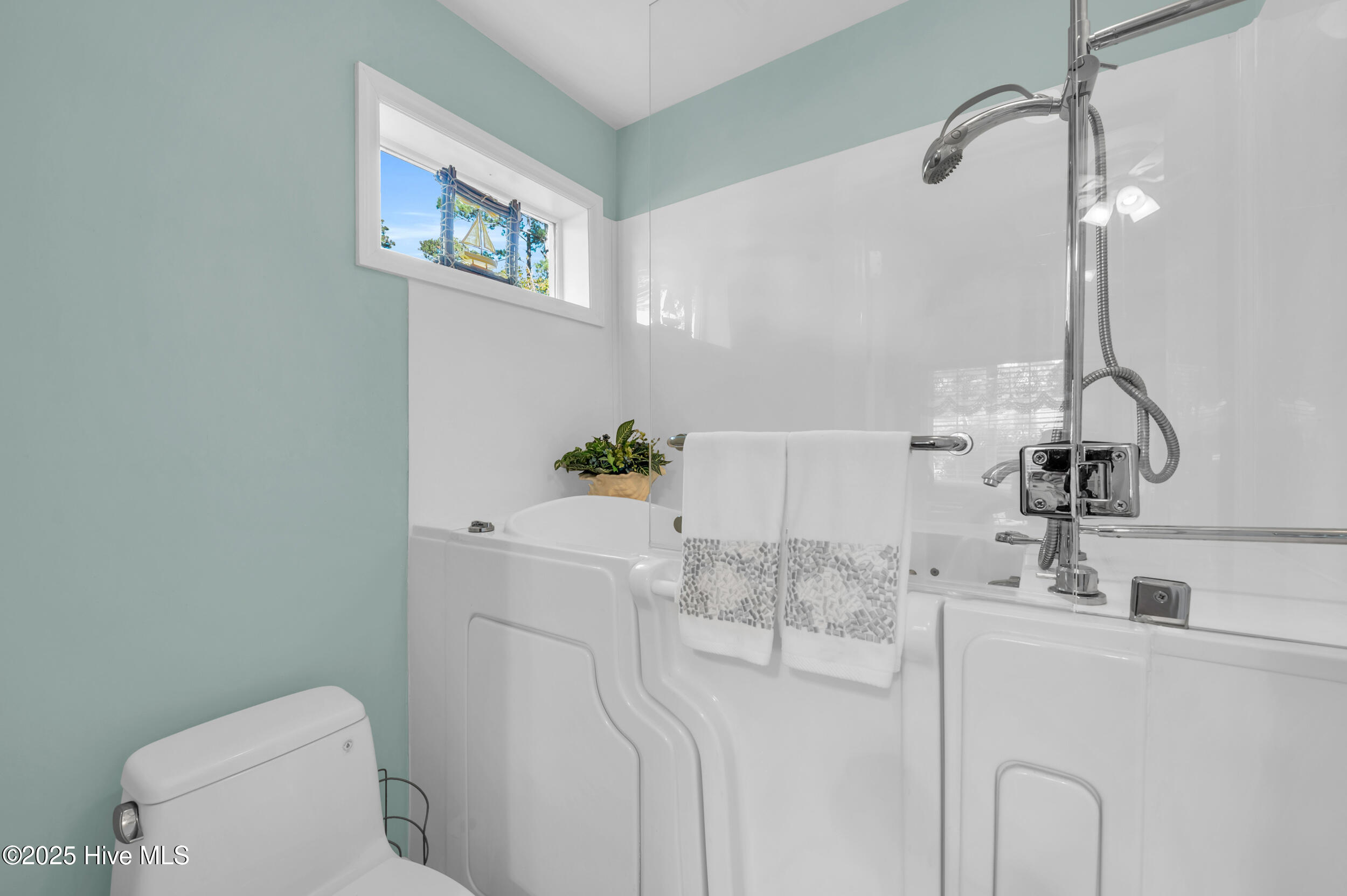 100538752 | Photo 23