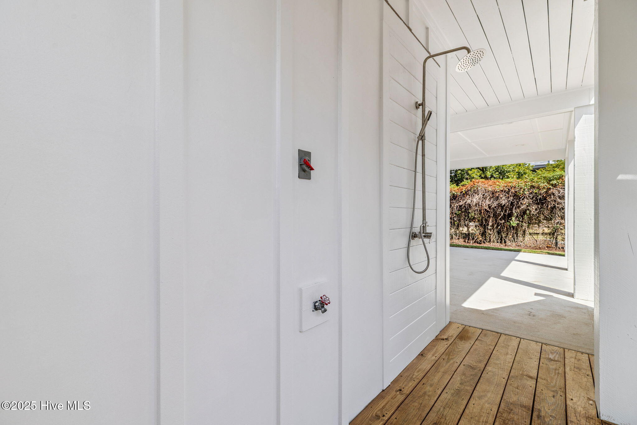 300 Georgia Avenue, Carolina Beach, NC, 28428