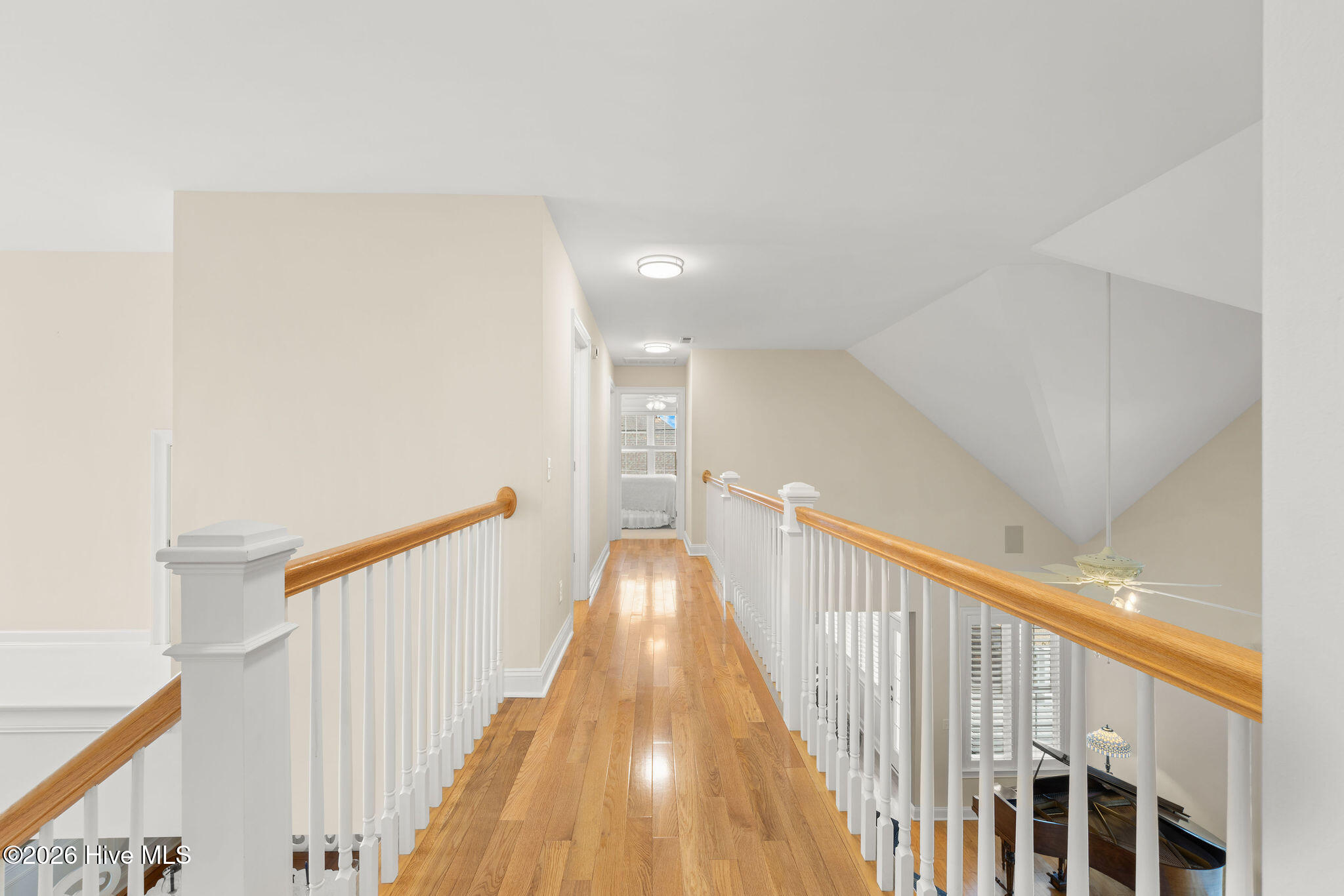 100556154 | Photo 42