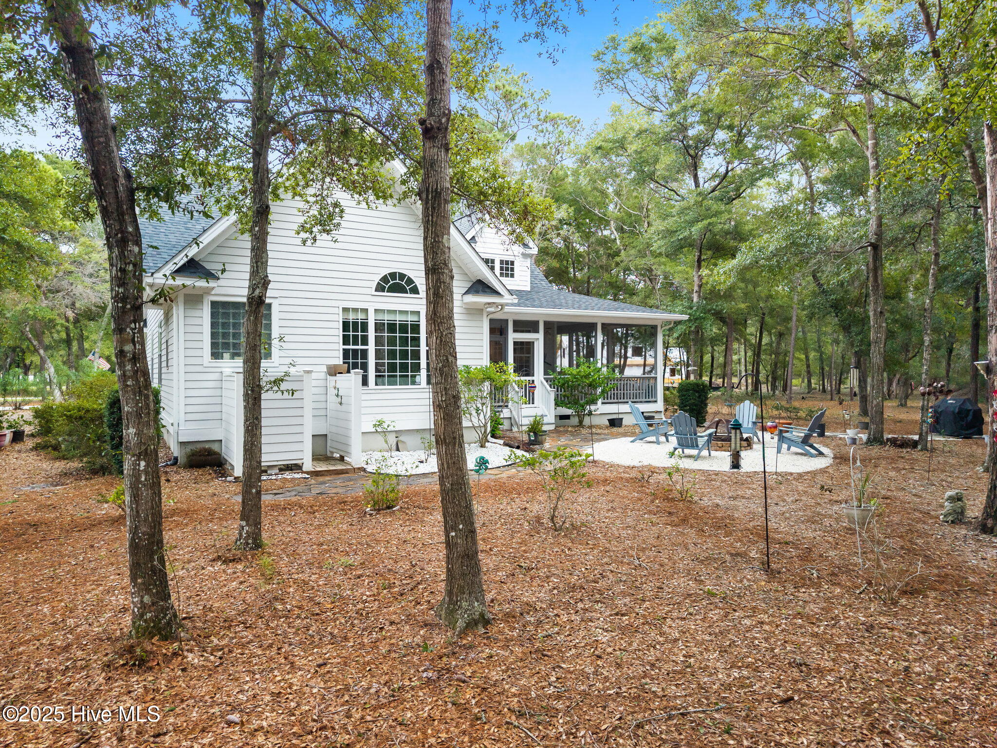 100535013 | Photo 48