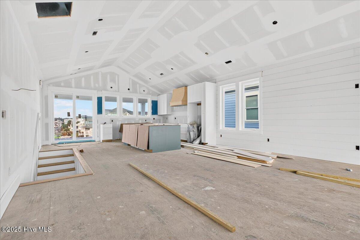 100543300 | Photo 15