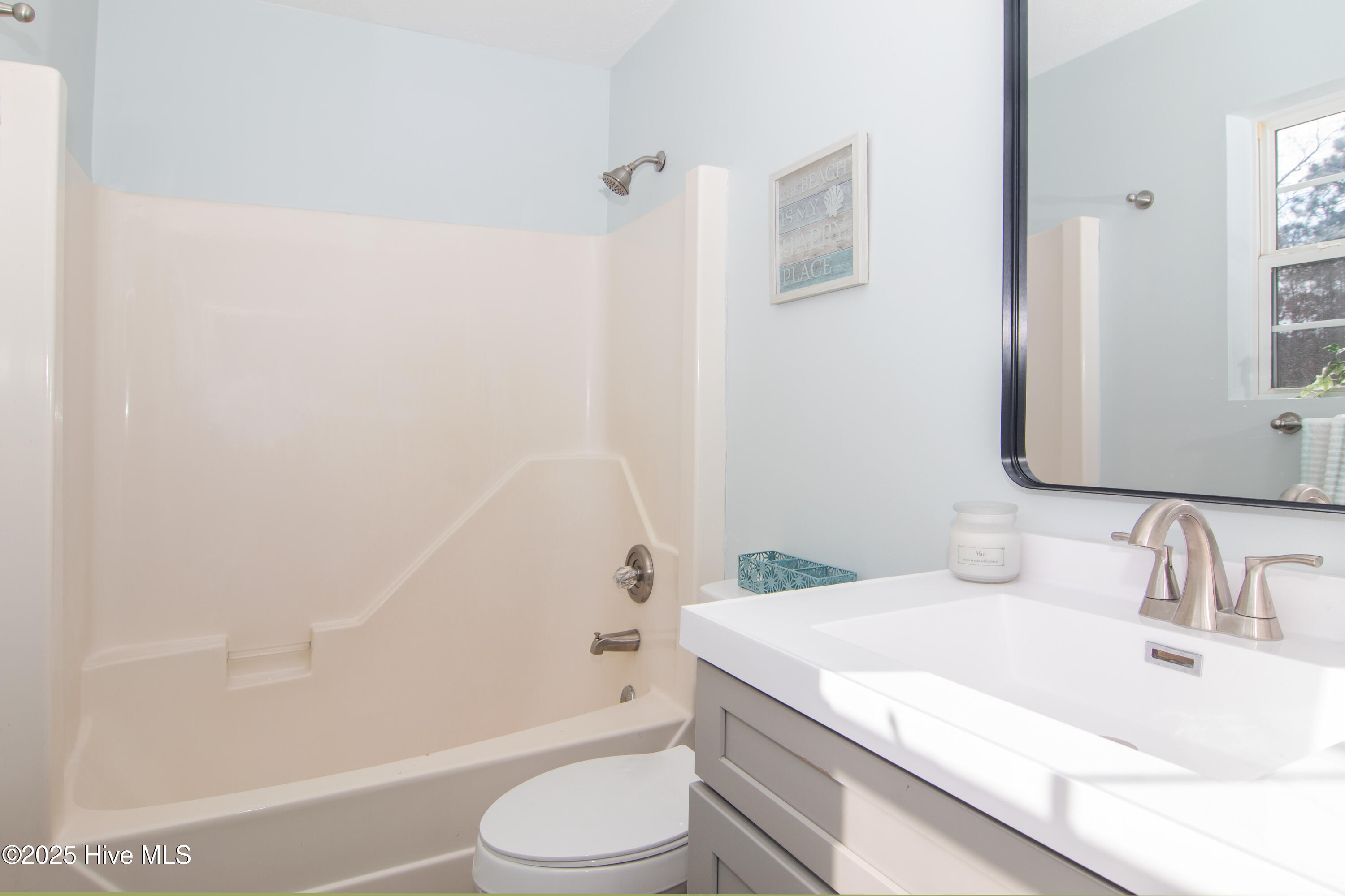 100546709 | Photo 21