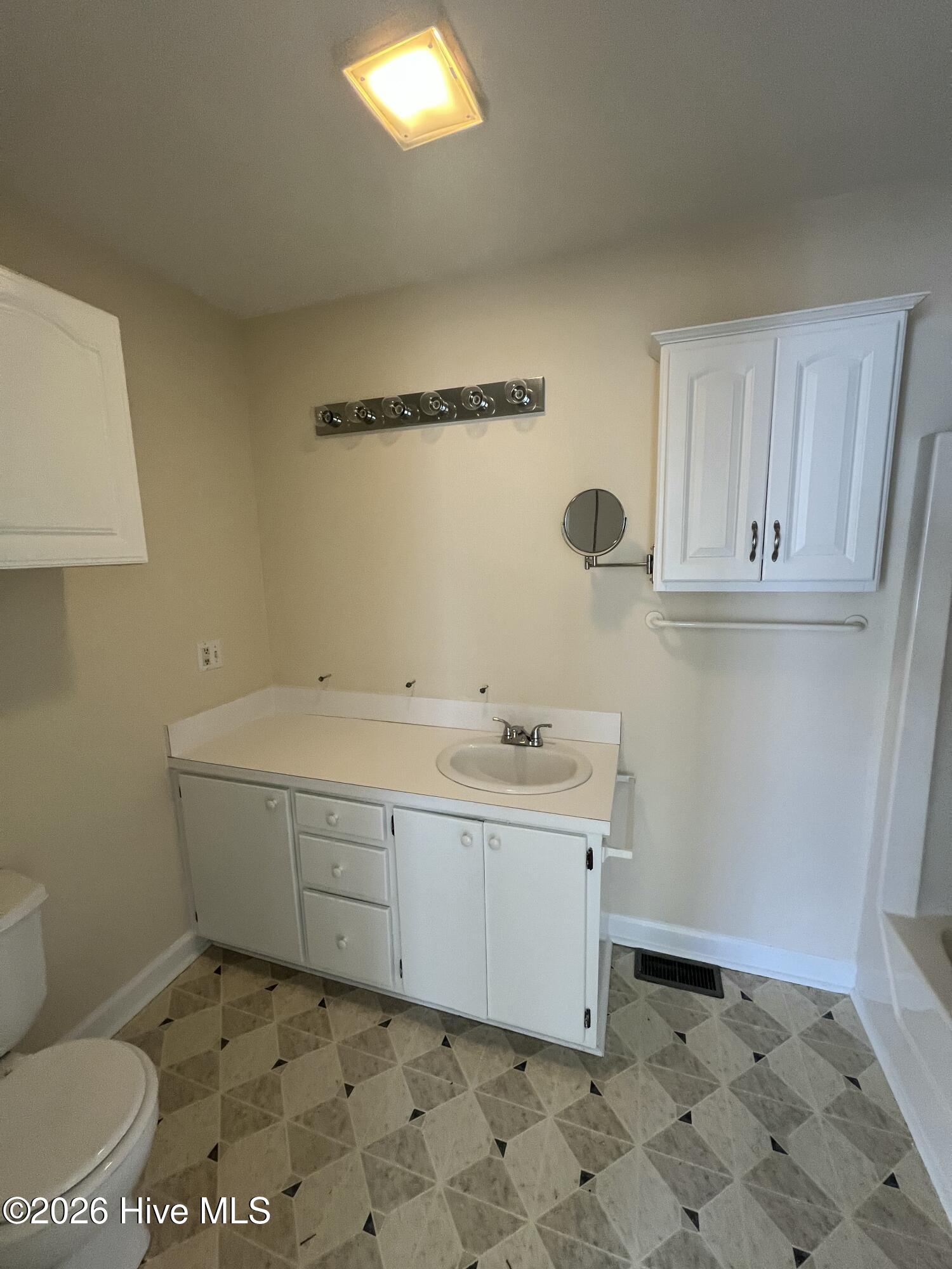 1903 Meredith Avenue