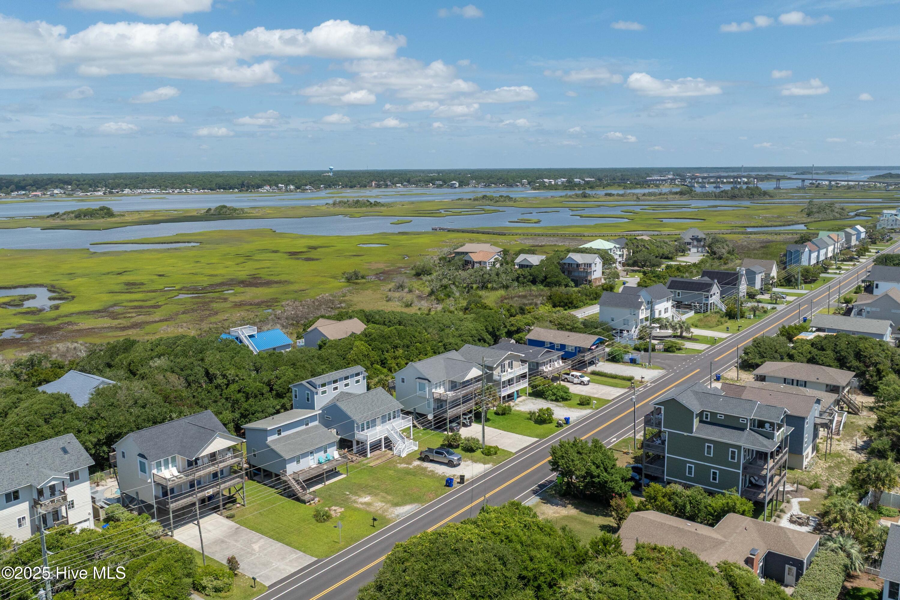 100524182 | Photo 46