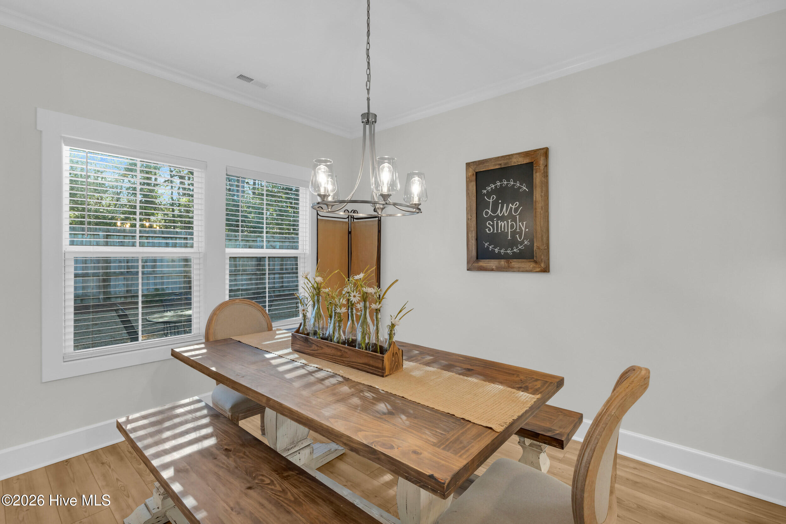 100550757 | Photo 15