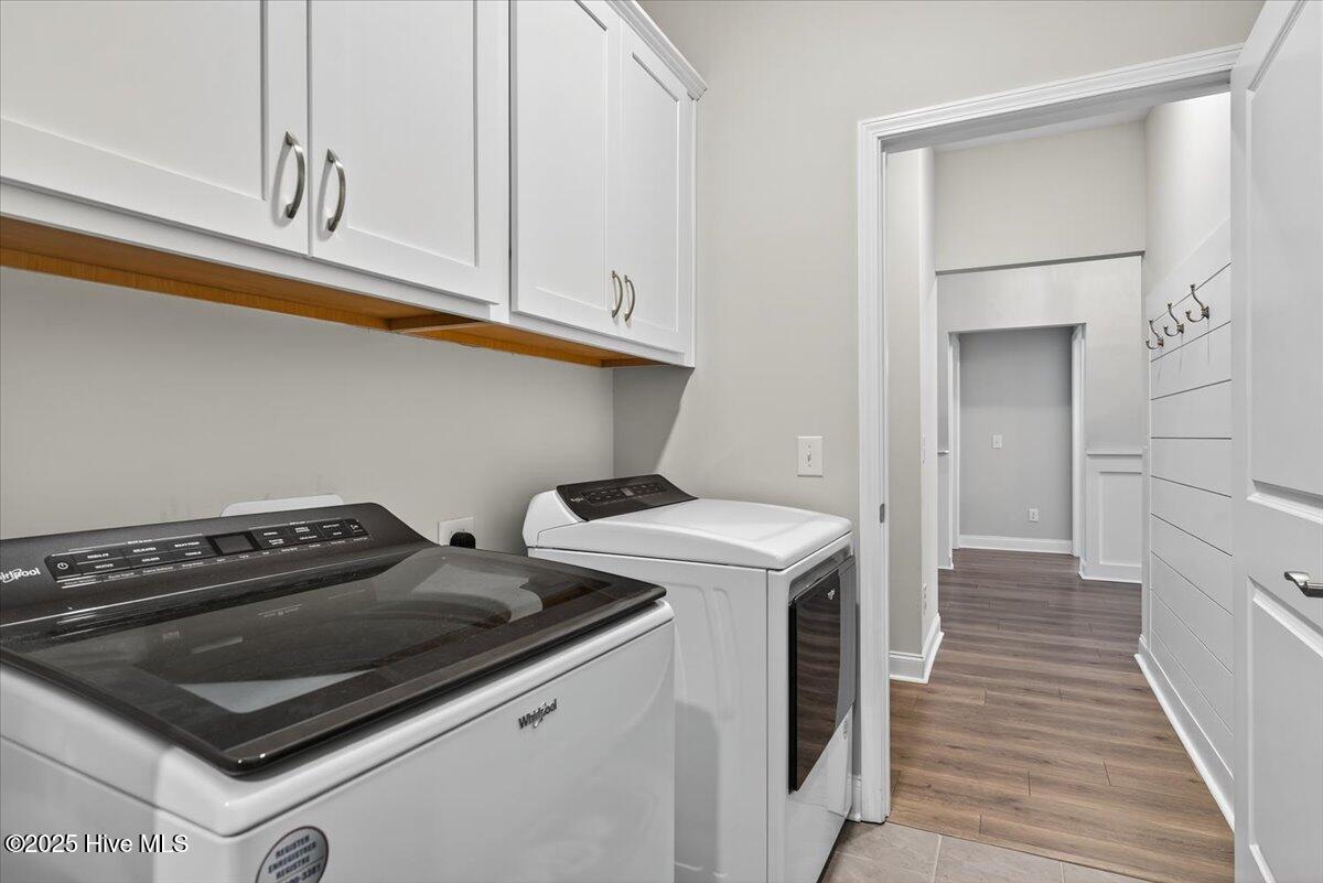 100536034 | Photo 24