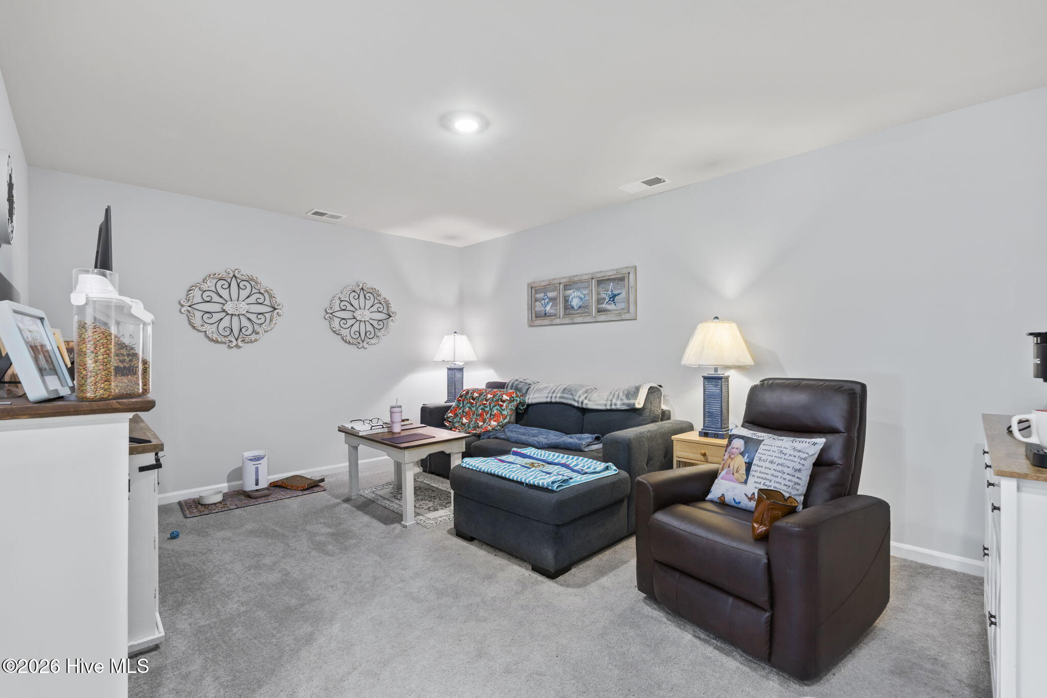 100553971 | Photo 28