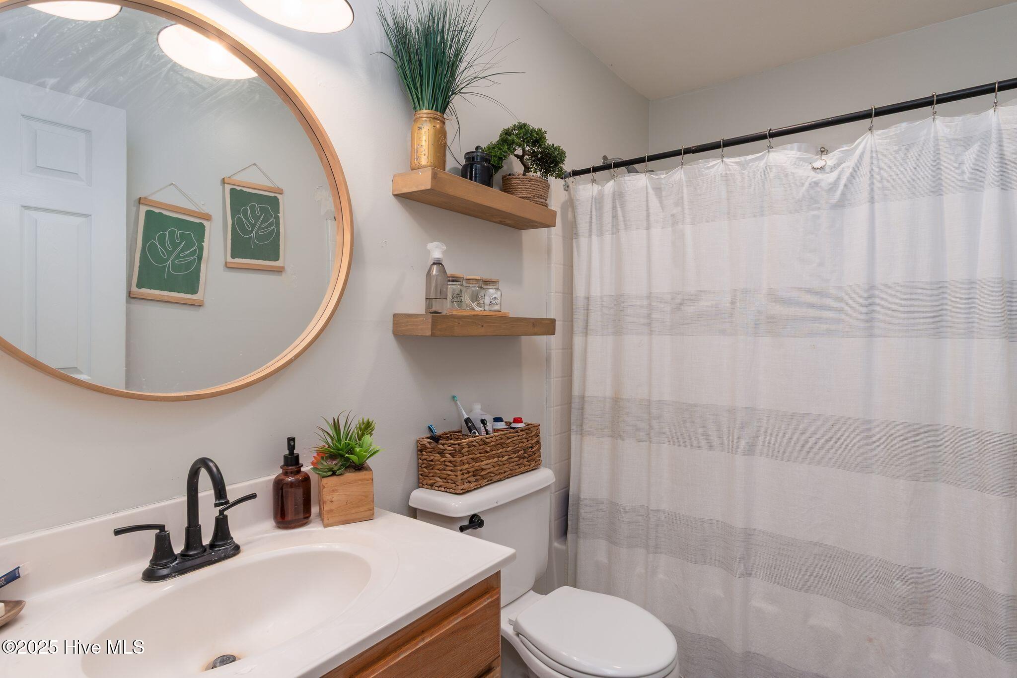 100537602 | Photo 20