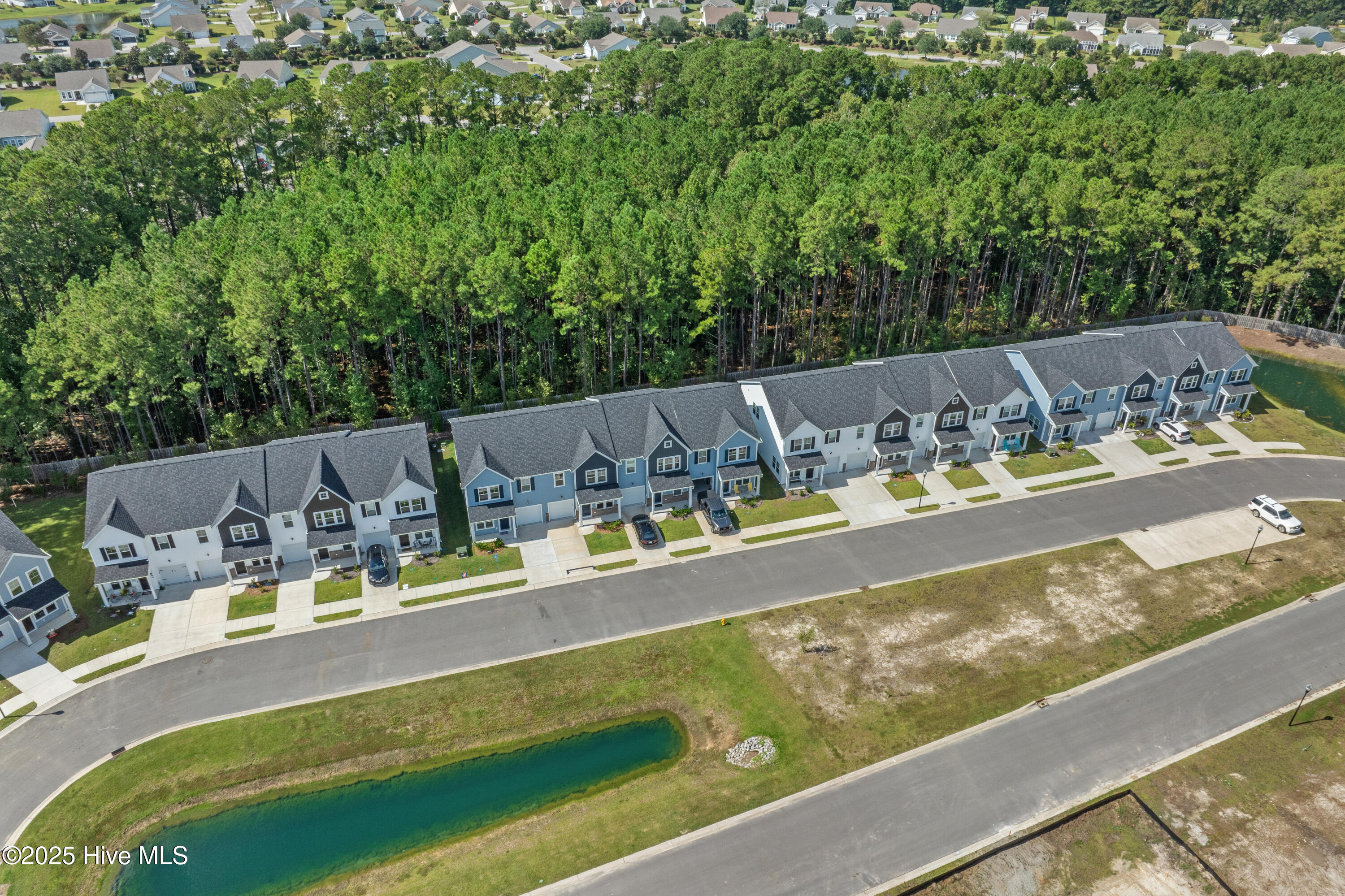 100511298 | Photo 38