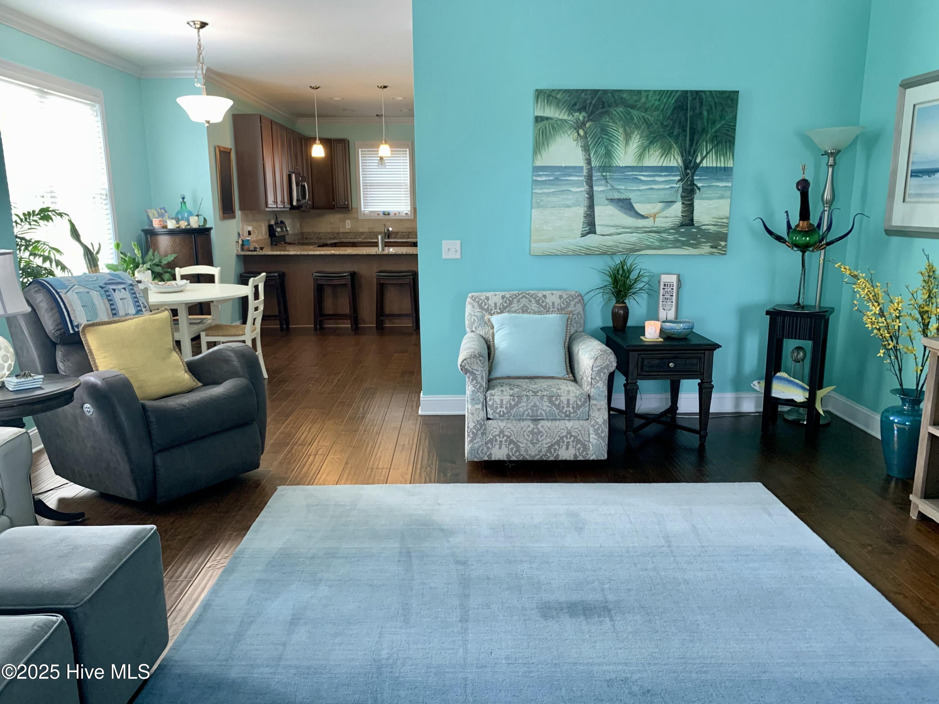 100536015 | Photo 10