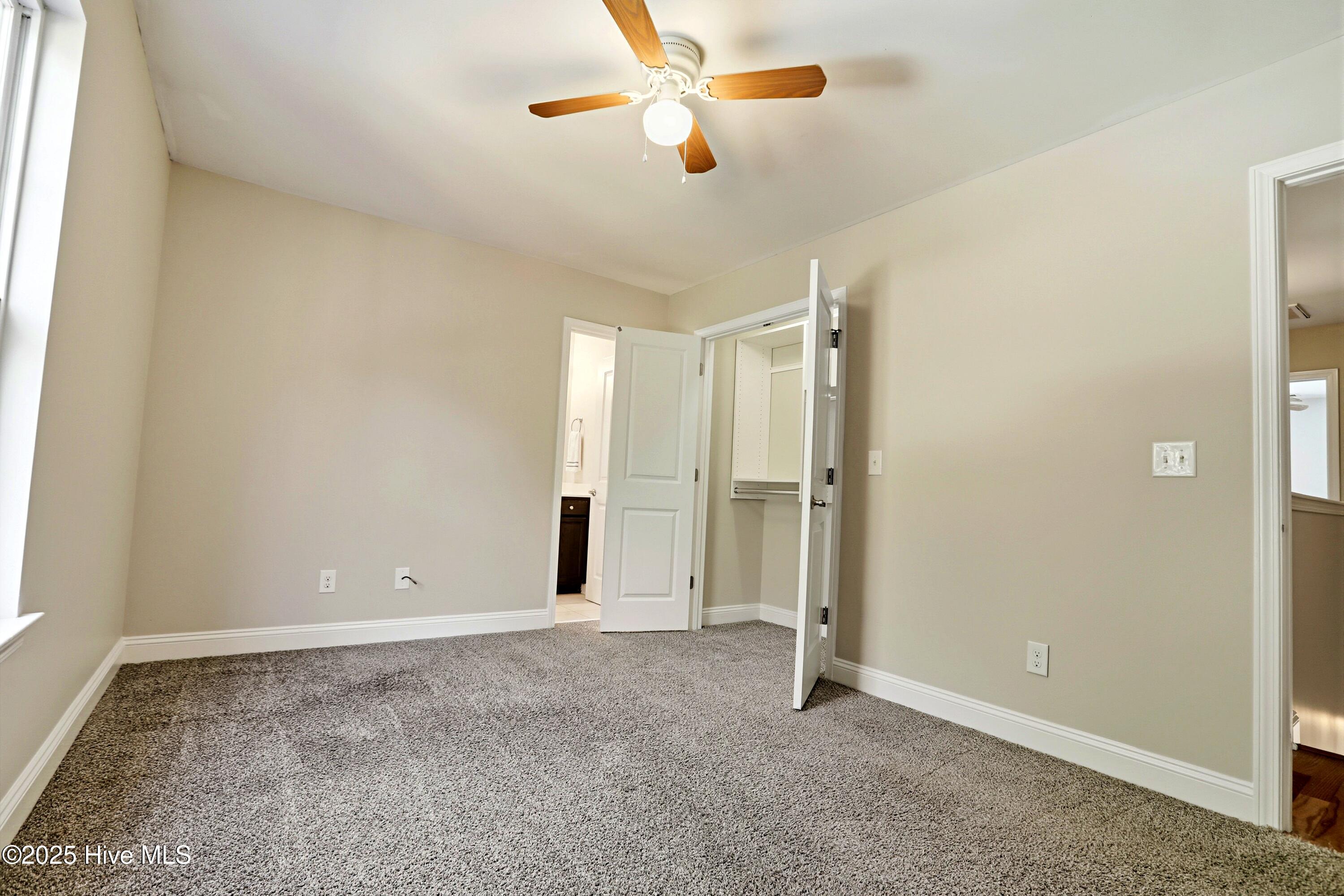 100539974 | Photo 33