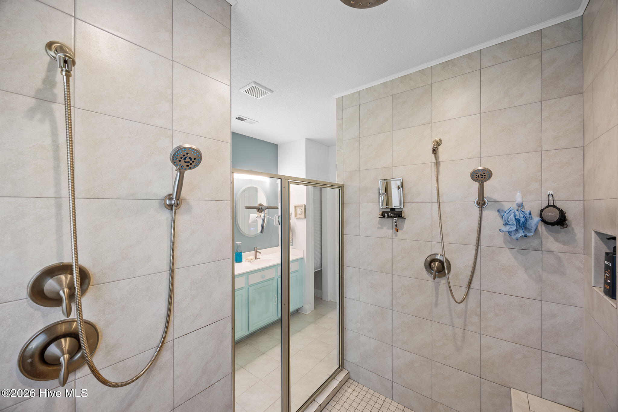 100563665 | Photo 29