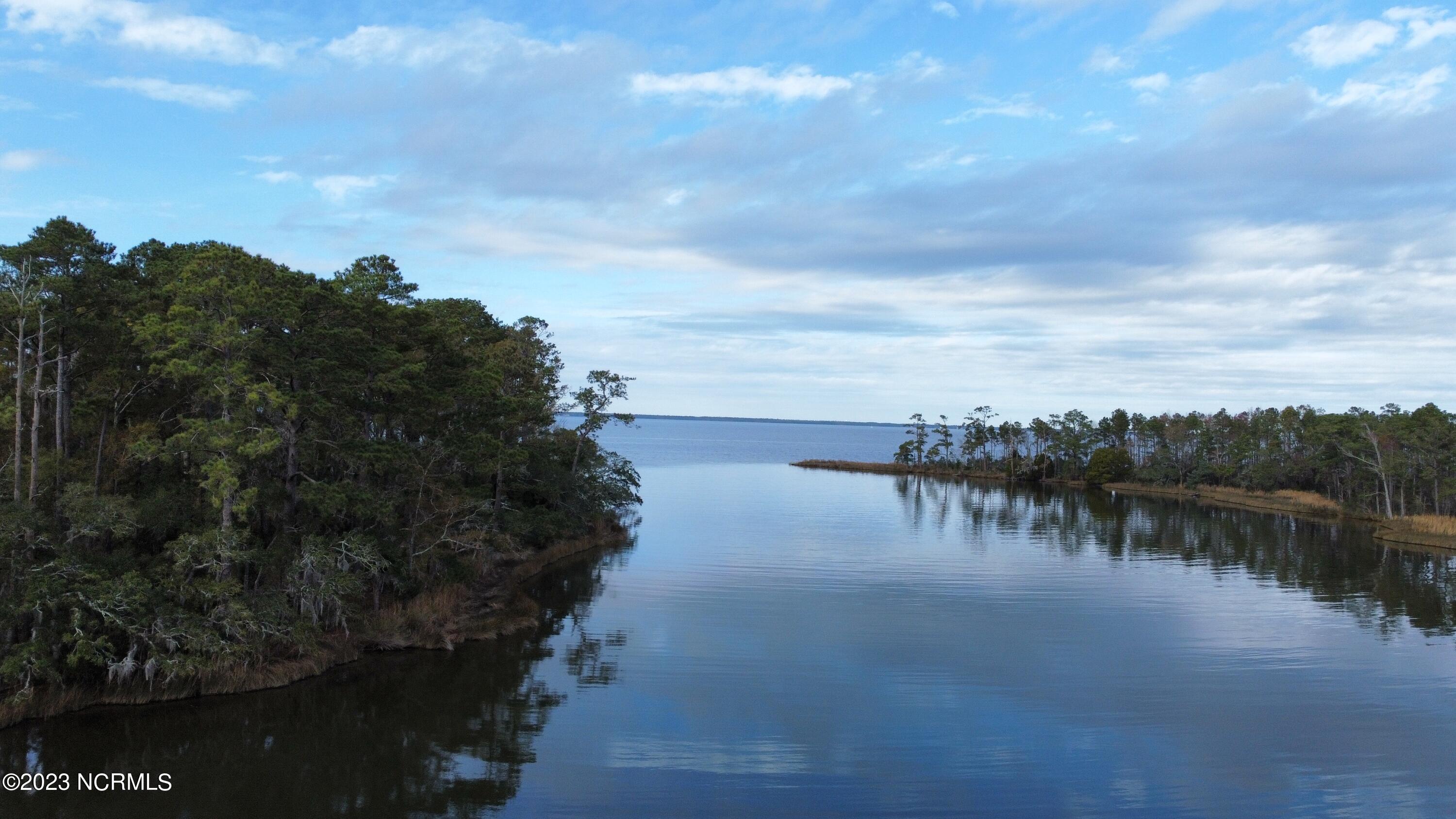 330, 211 Garbacon Drive, Beaufort, NC, 28516