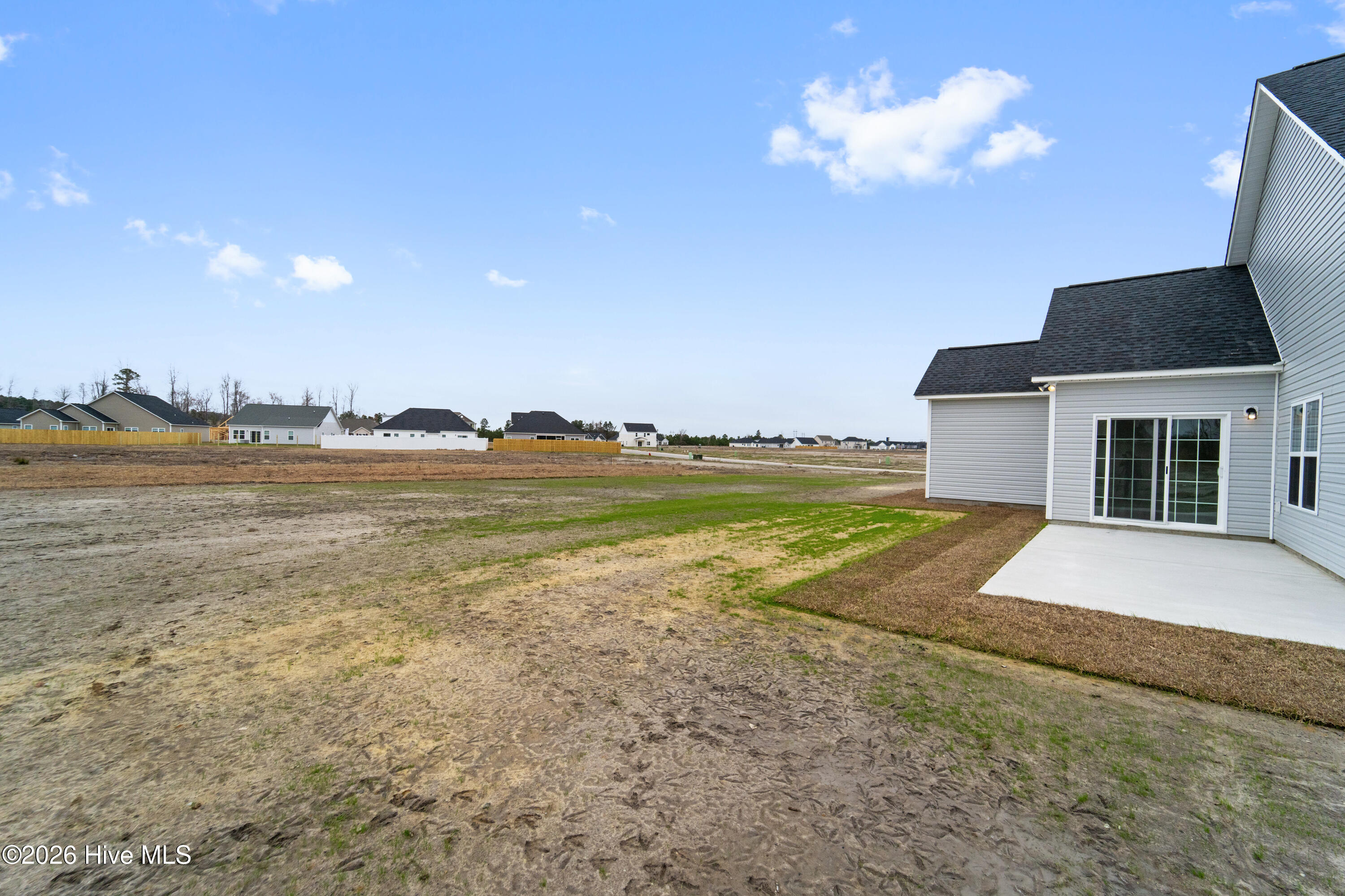 100523498 | Photo 35