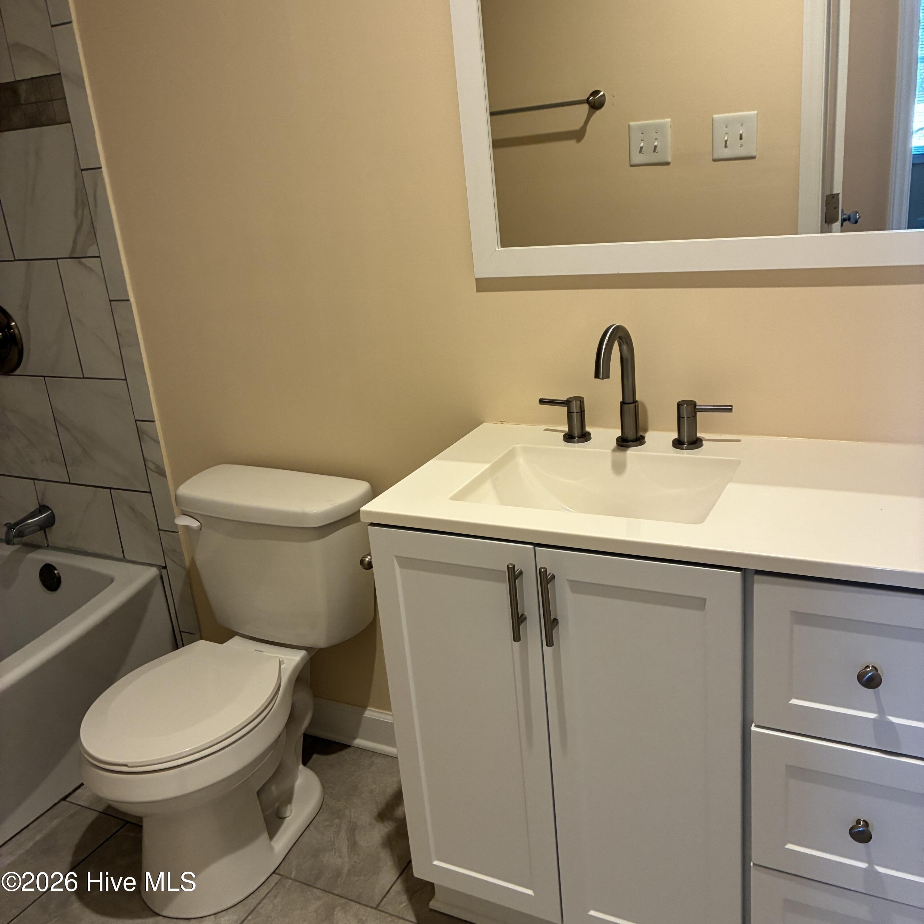 100560744 | Photo 31