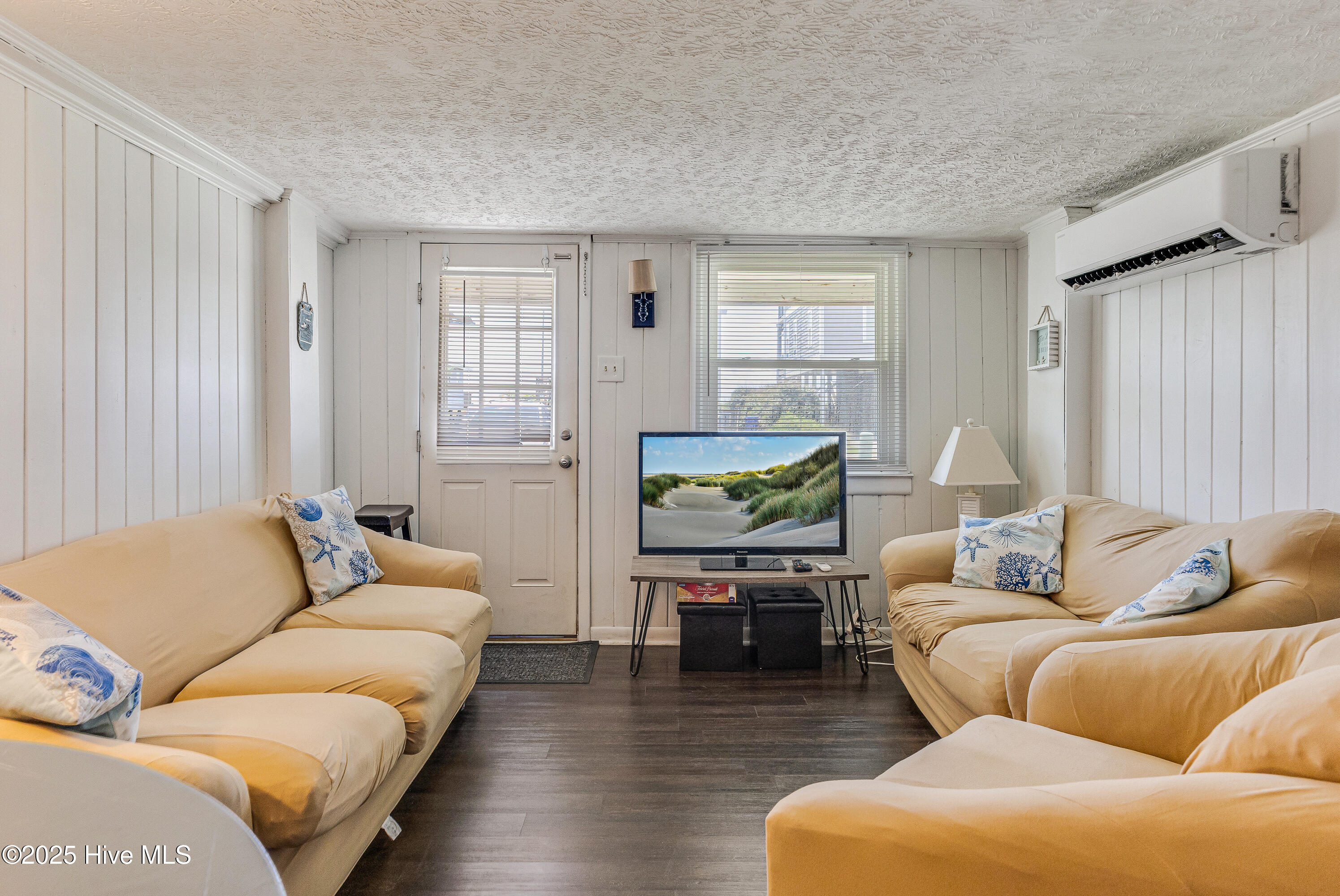 100524957 | Photo 10