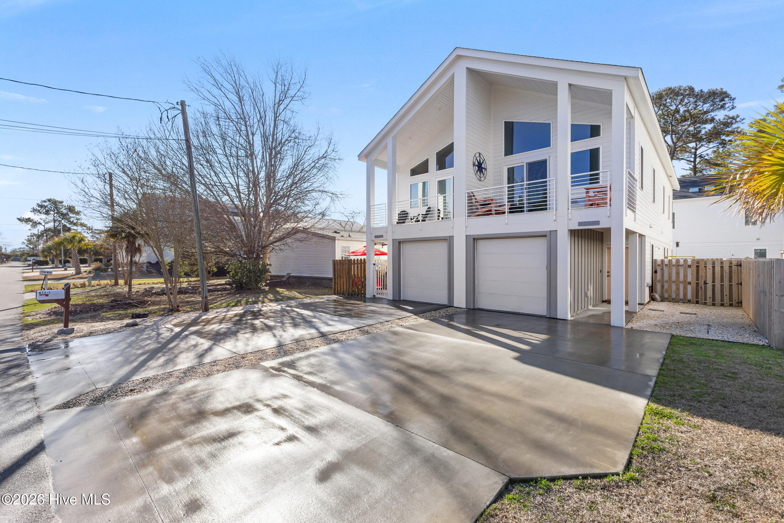 100557840 | Photo 28