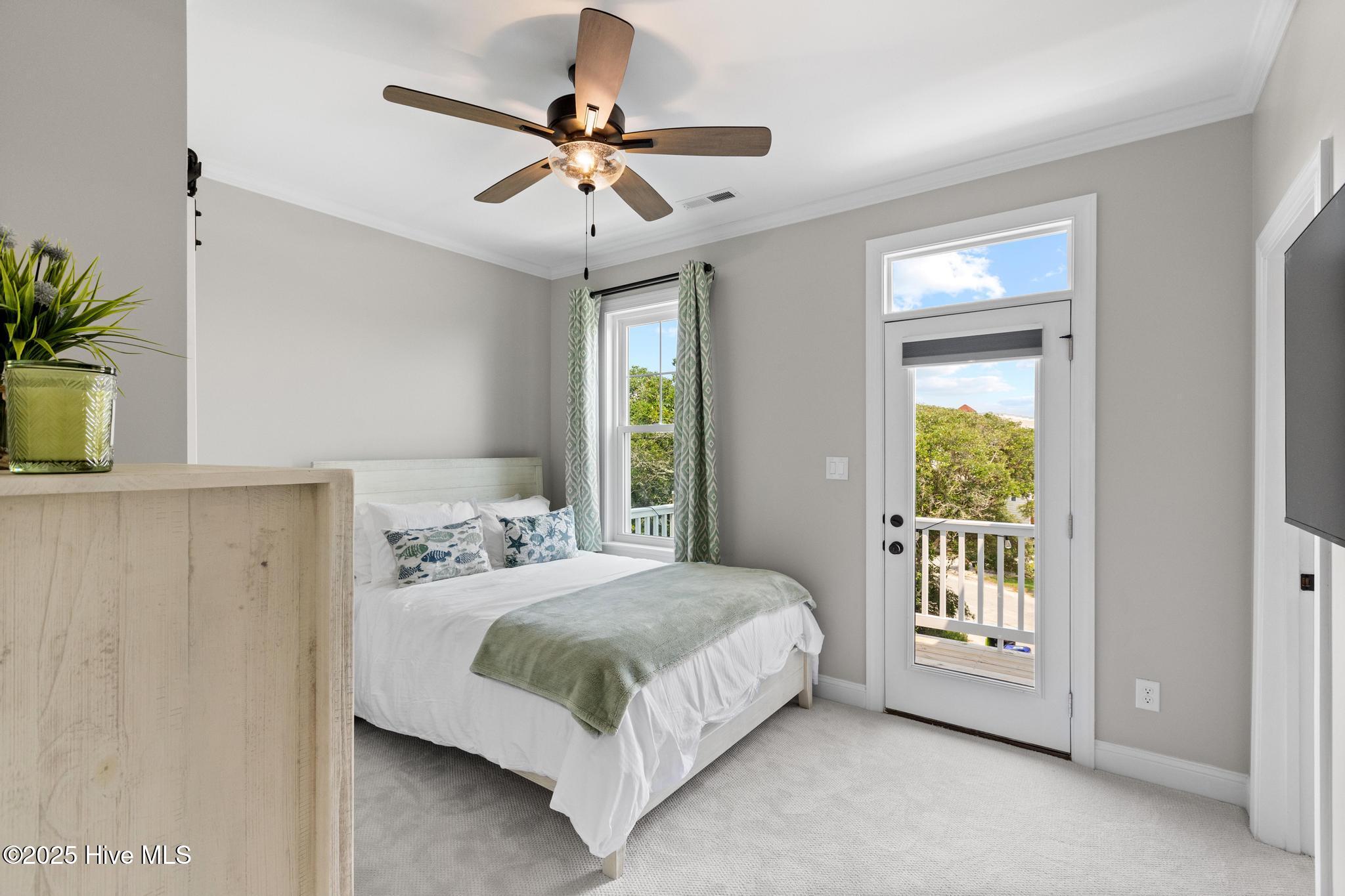 100511238 | Photo 26