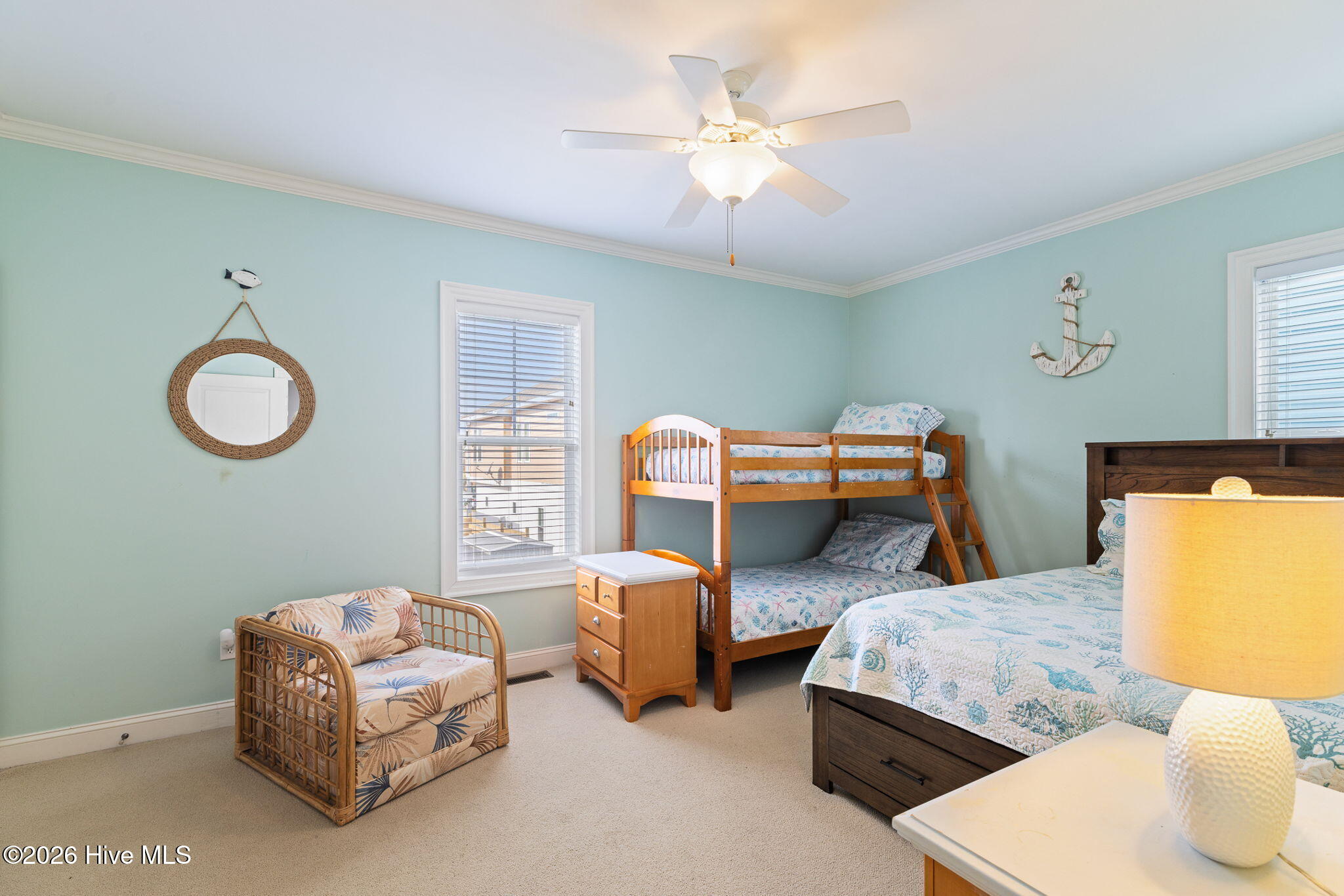 100551653 | Photo 31