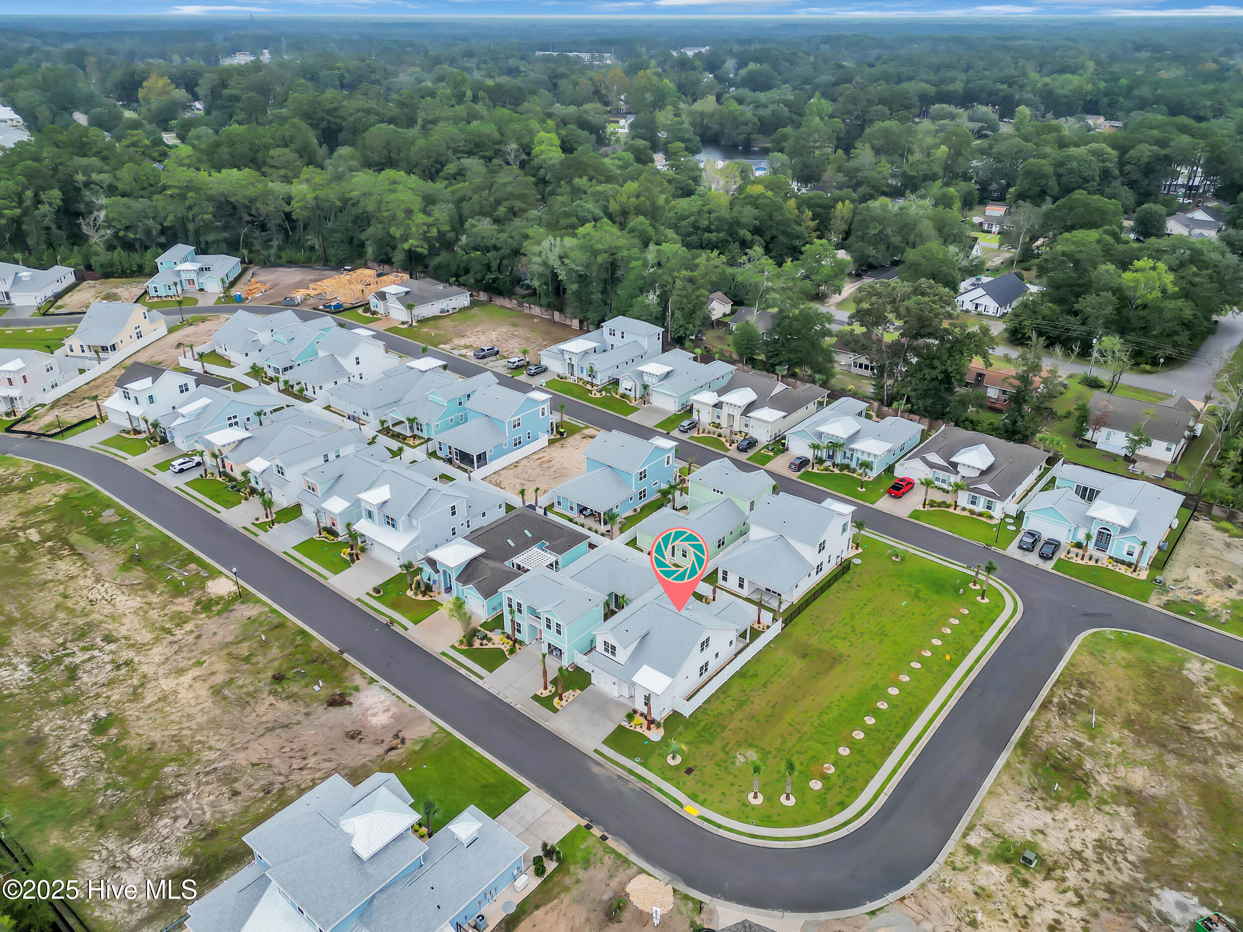 100533655 | Photo 53