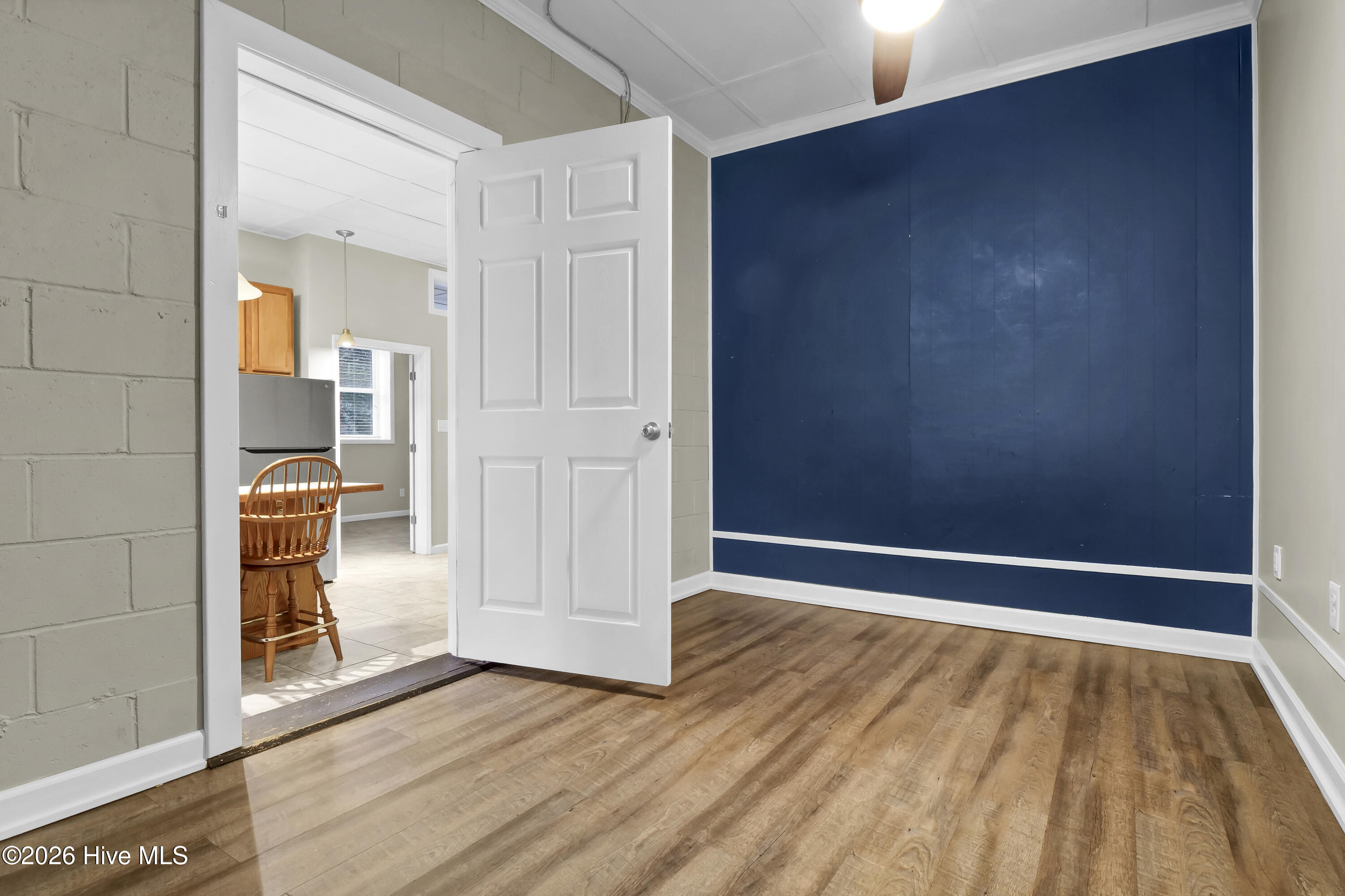 100554422 | Photo 27