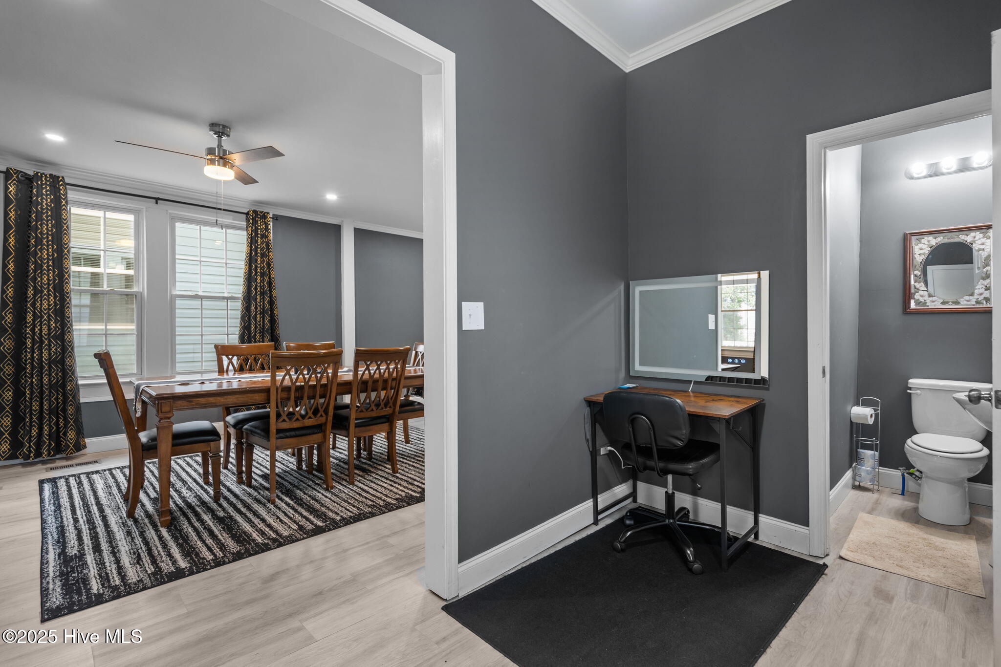 100544435 | Photo 15