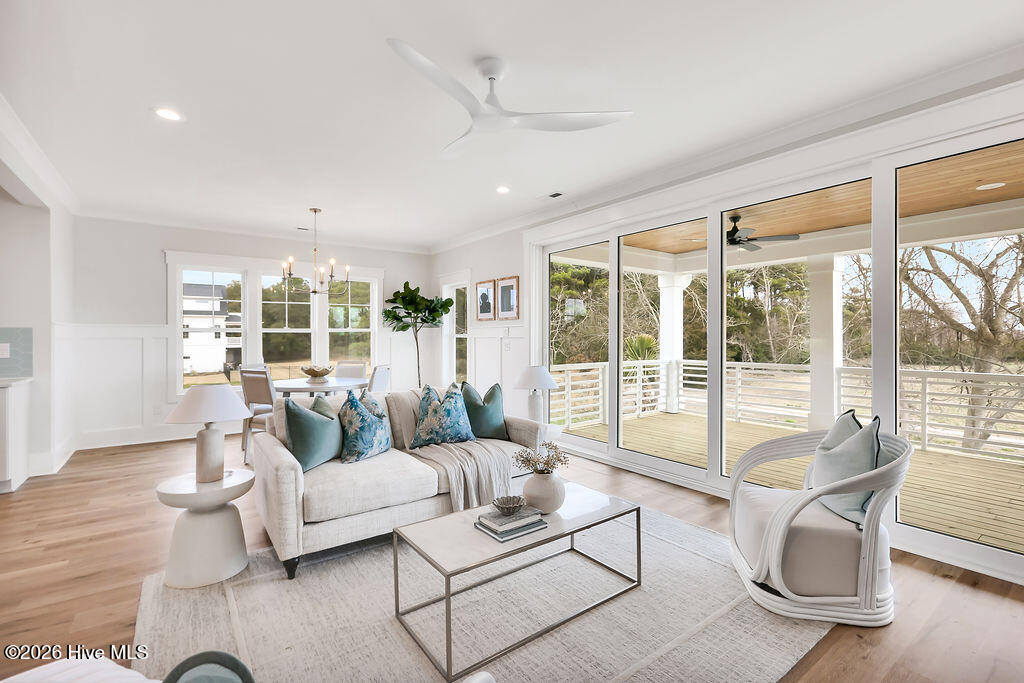 100557096 | Photo 30