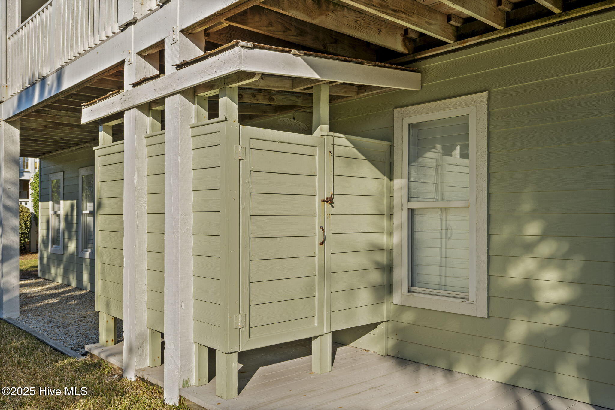 100544331 | Photo 11