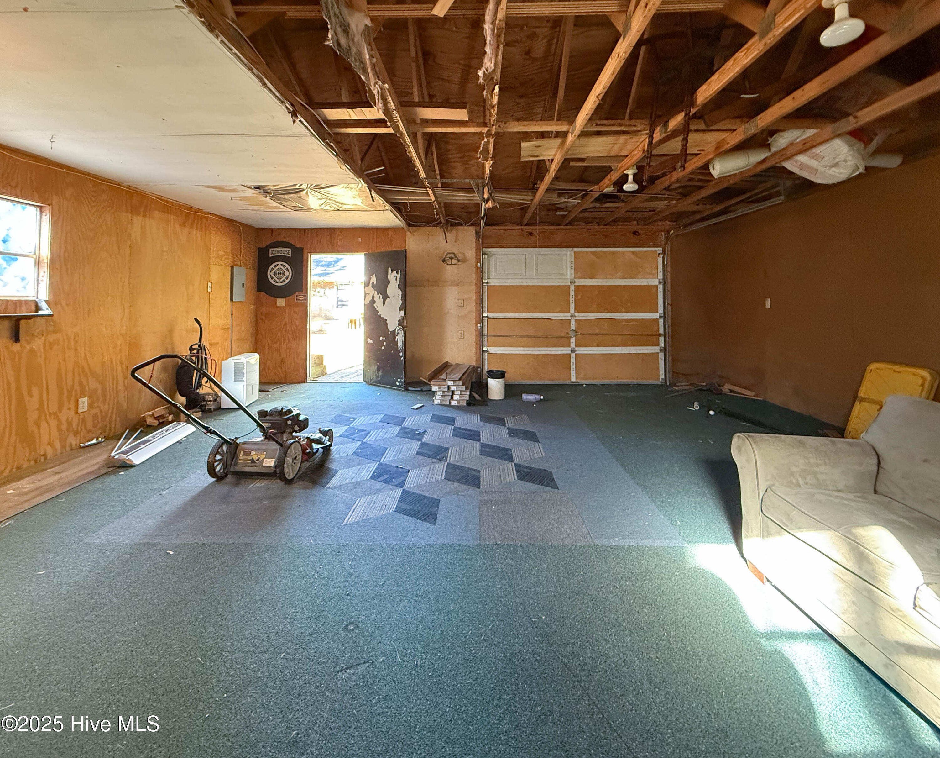 100546287 | Photo 49