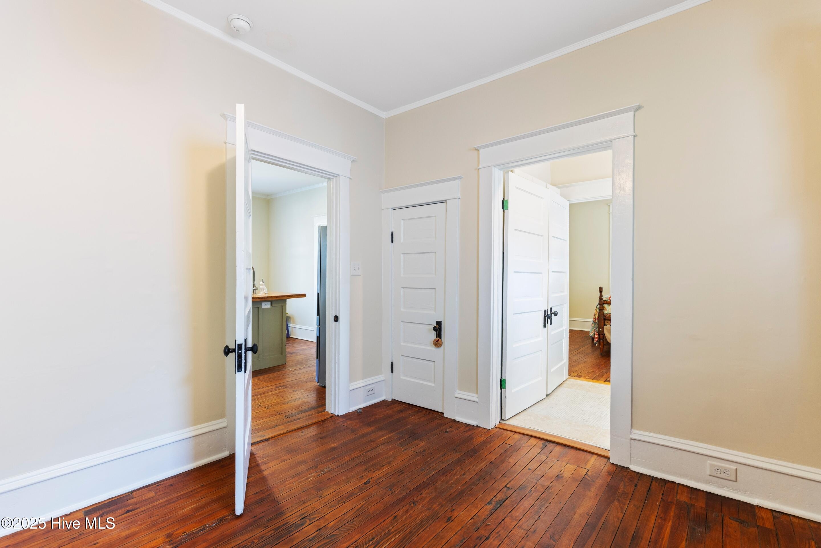 100541674 | Photo 28