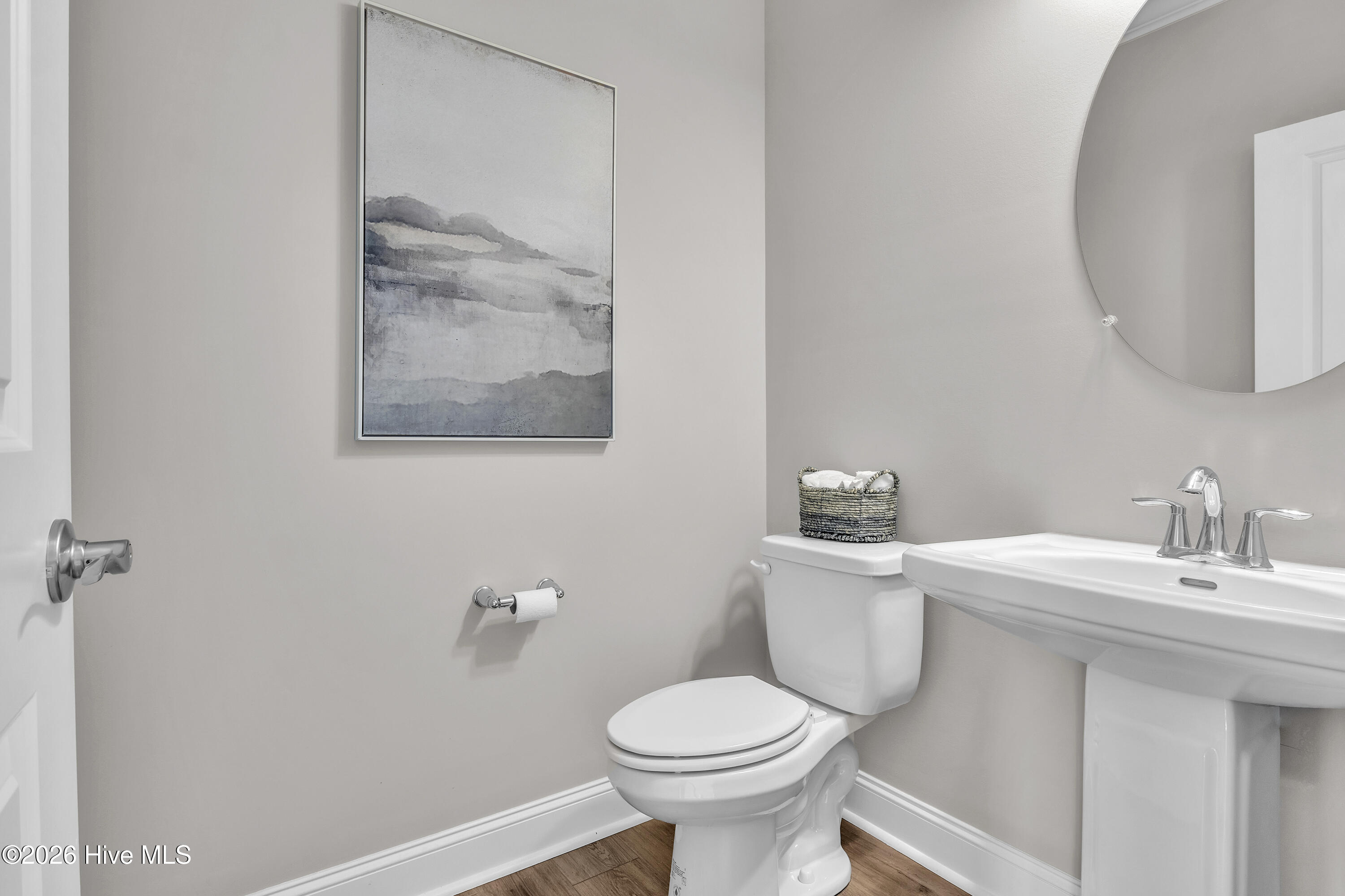 100561005 | Photo 18