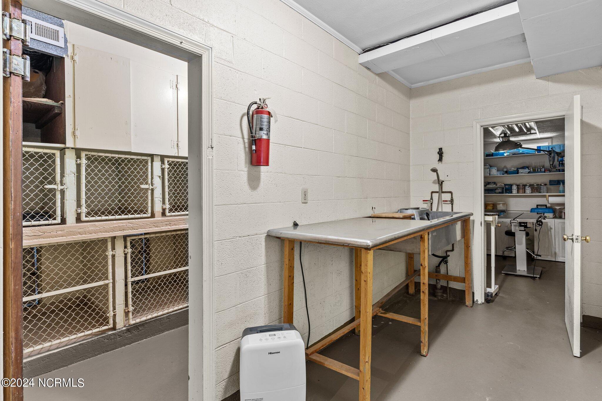 100517313 | Photo 28