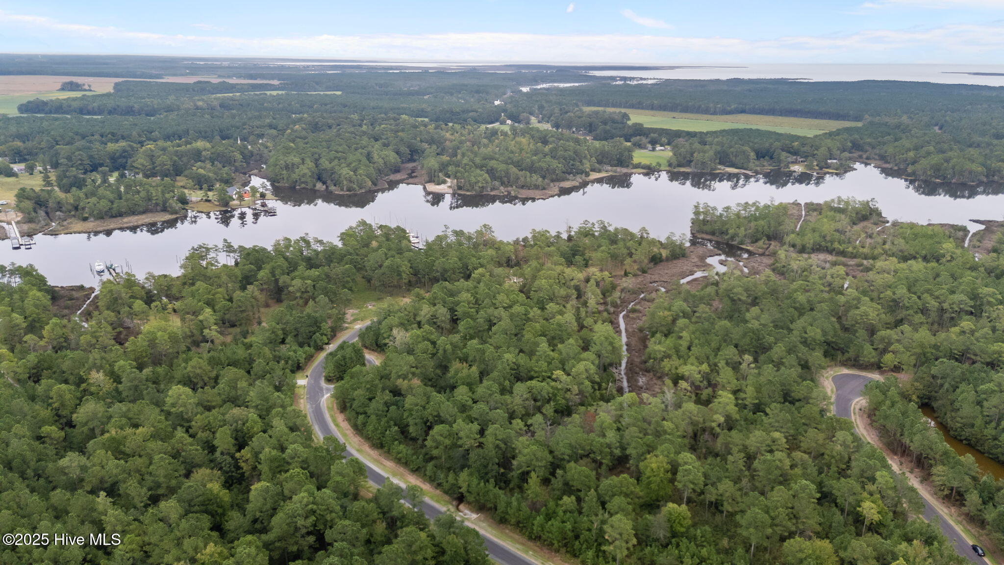 1-web-or-mls-DJI_20250917164313_0048_D