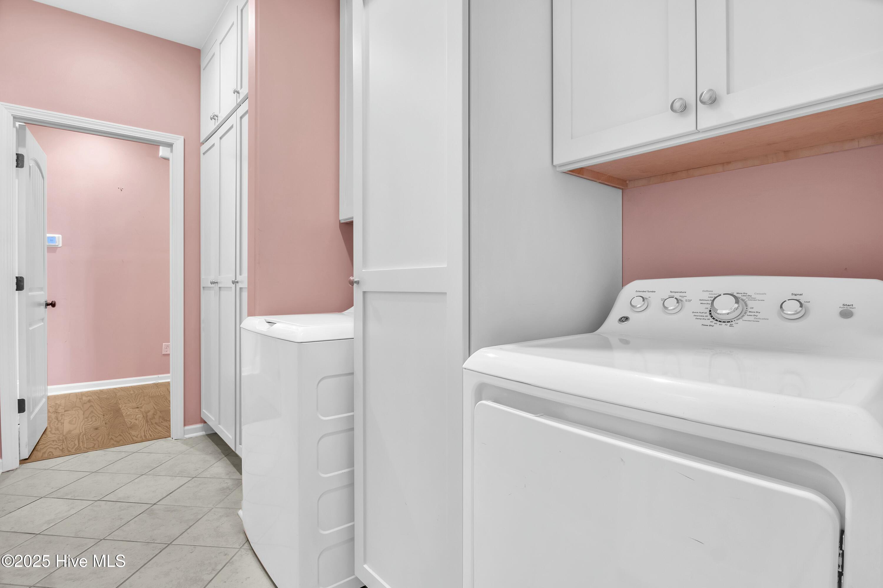 100489569 | Photo 20